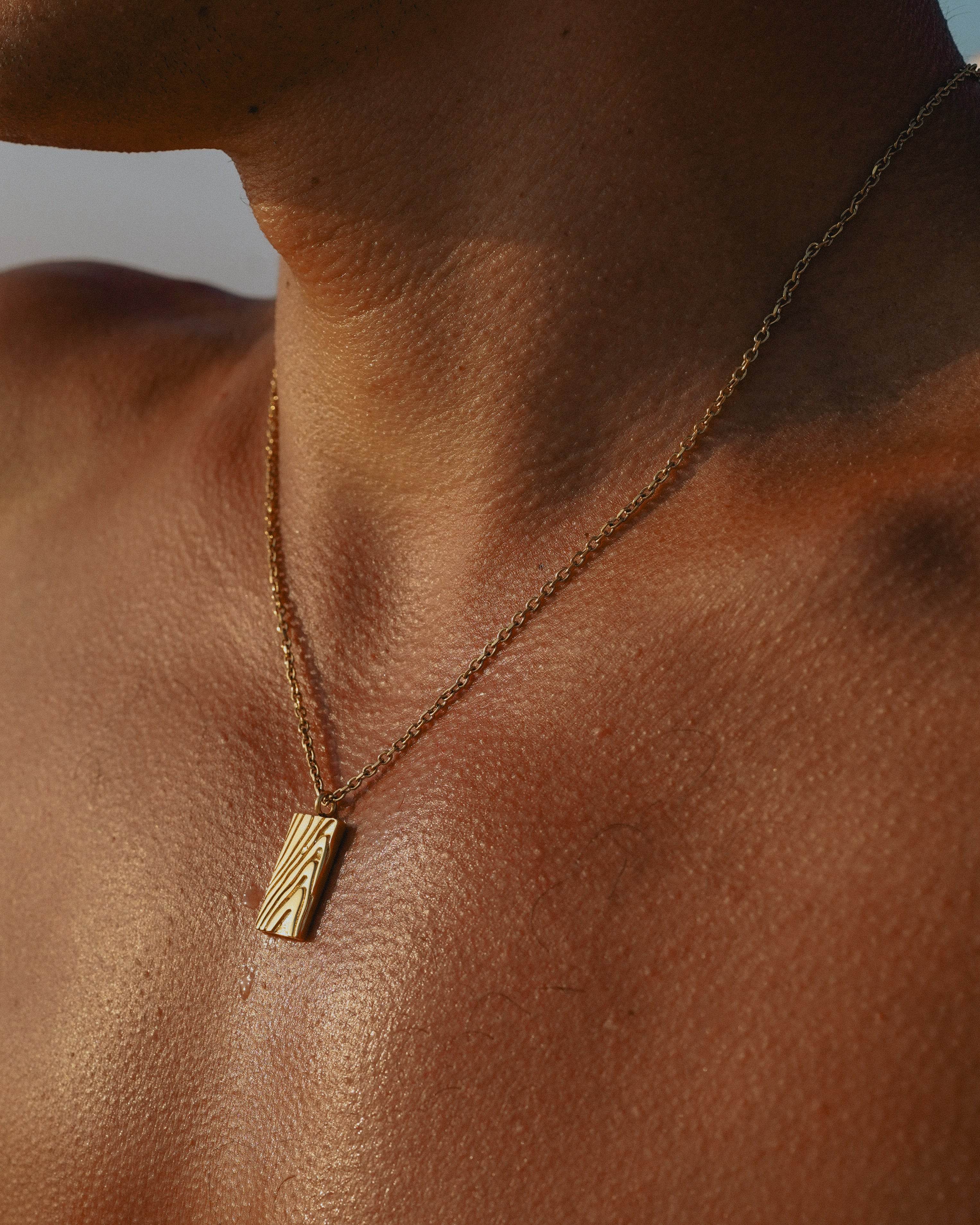 Aura necklace - Cascalia