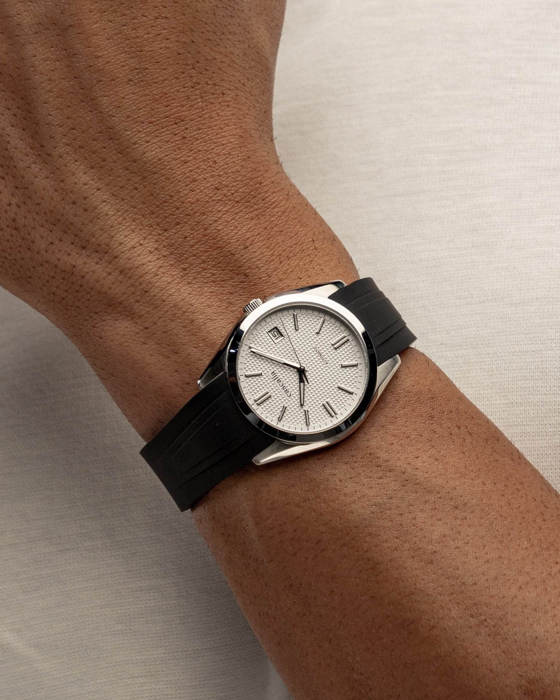 Solara Automatic White - Cascalia