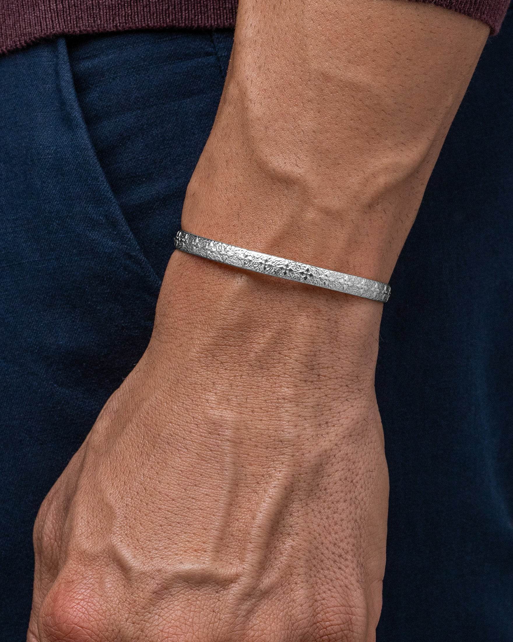 Nova Bangle - Cascalia