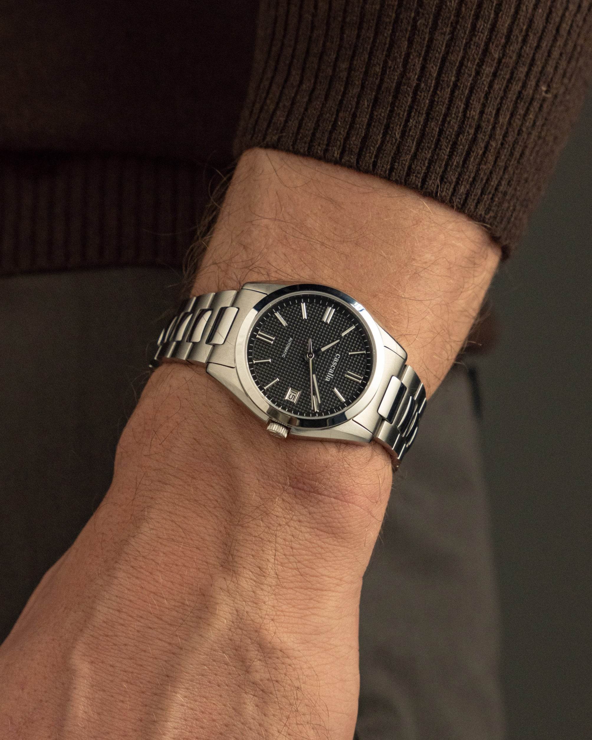 Solara Quartz Black - Cascalia