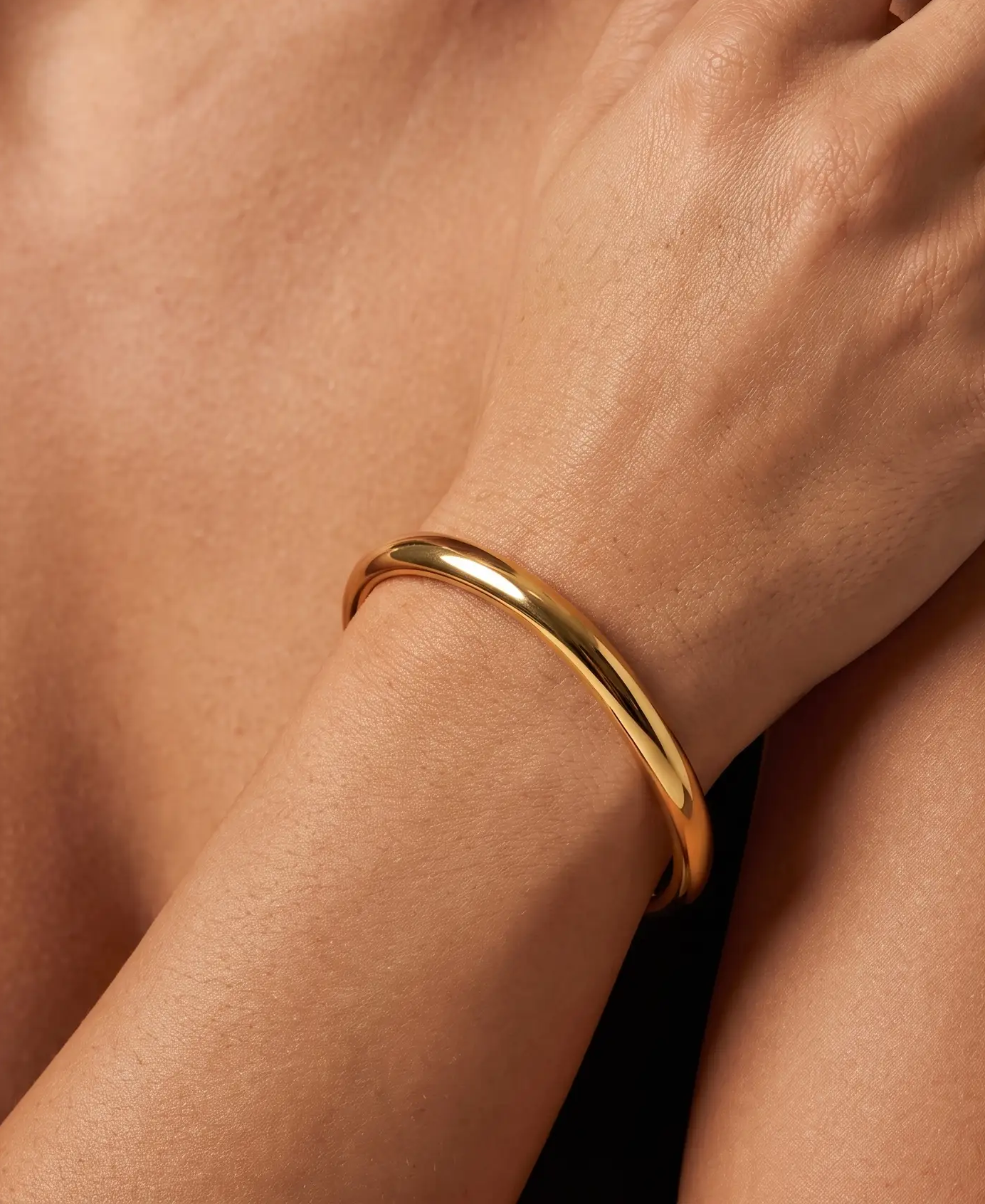 cascalia-ai bangle-198_studio1_a4+ring115+ring151.png