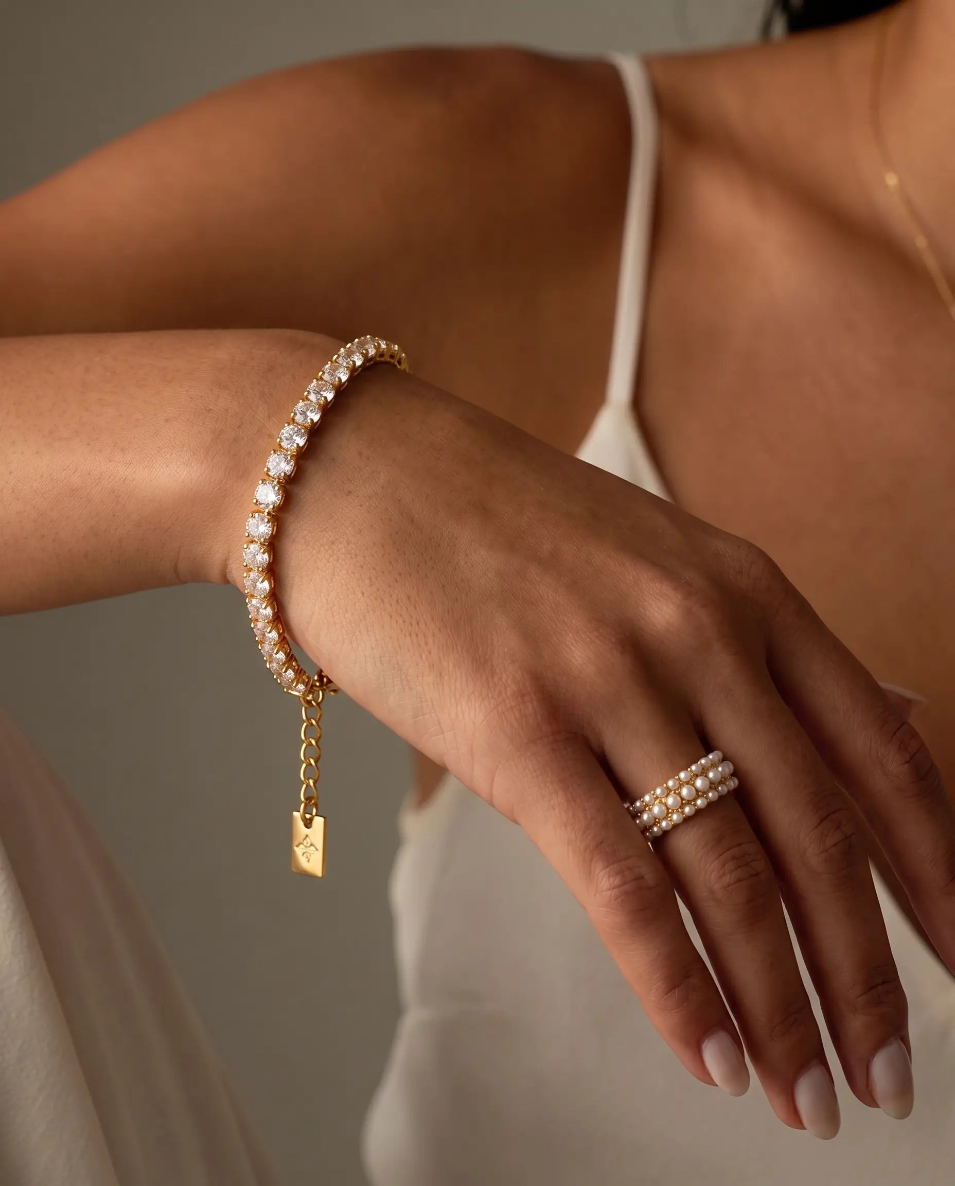 cascalia-ai bracelet-170_studio2_a2+ring117.png
