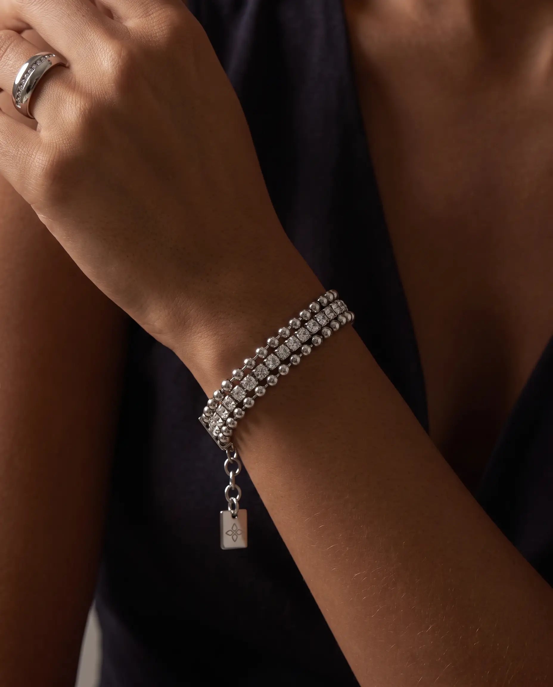 cascalia-ai bracelet-173-S_studio1_a2+ring152-S.png