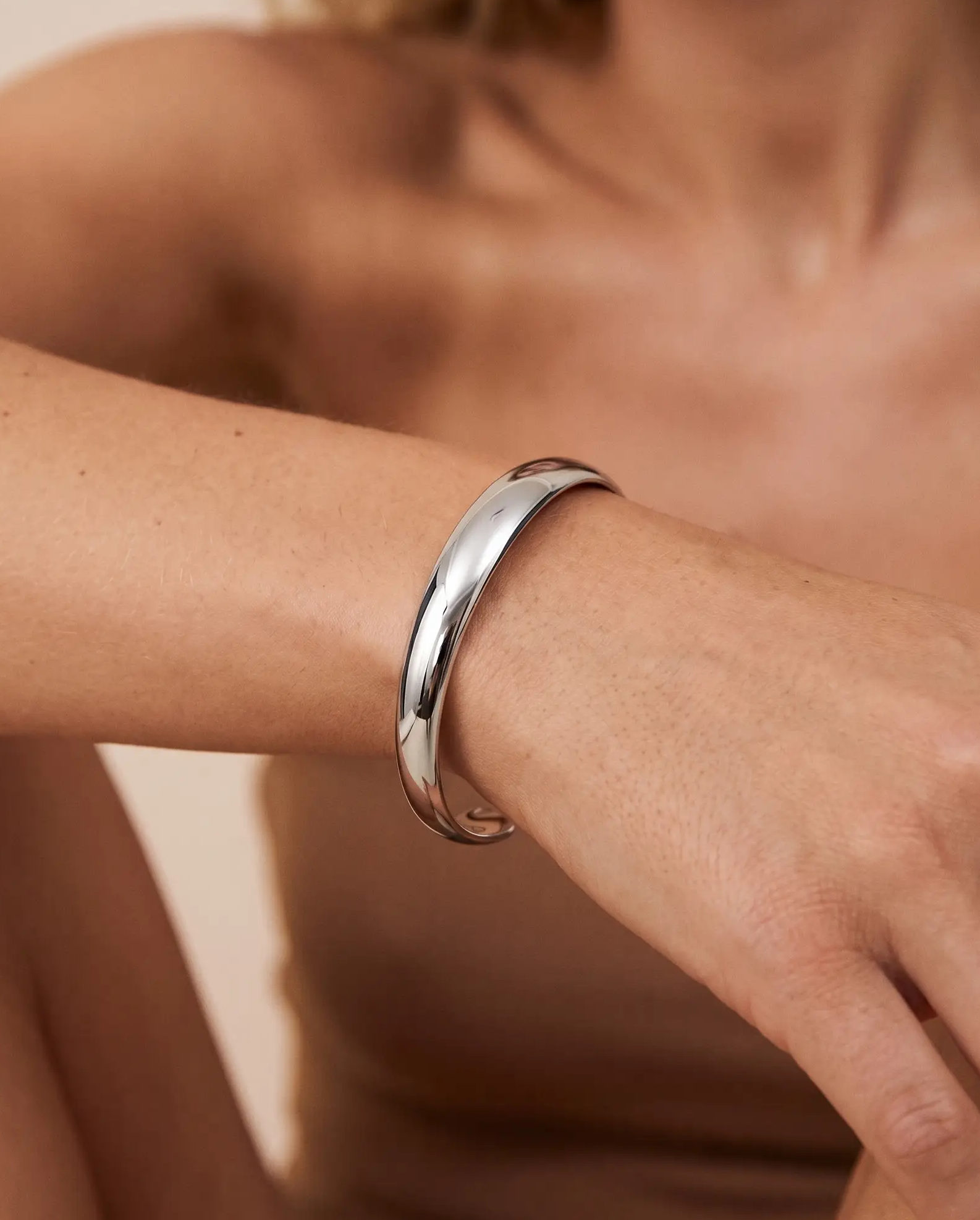 cascalia-ai bracelet-195-S_studio1_a3+solo.png