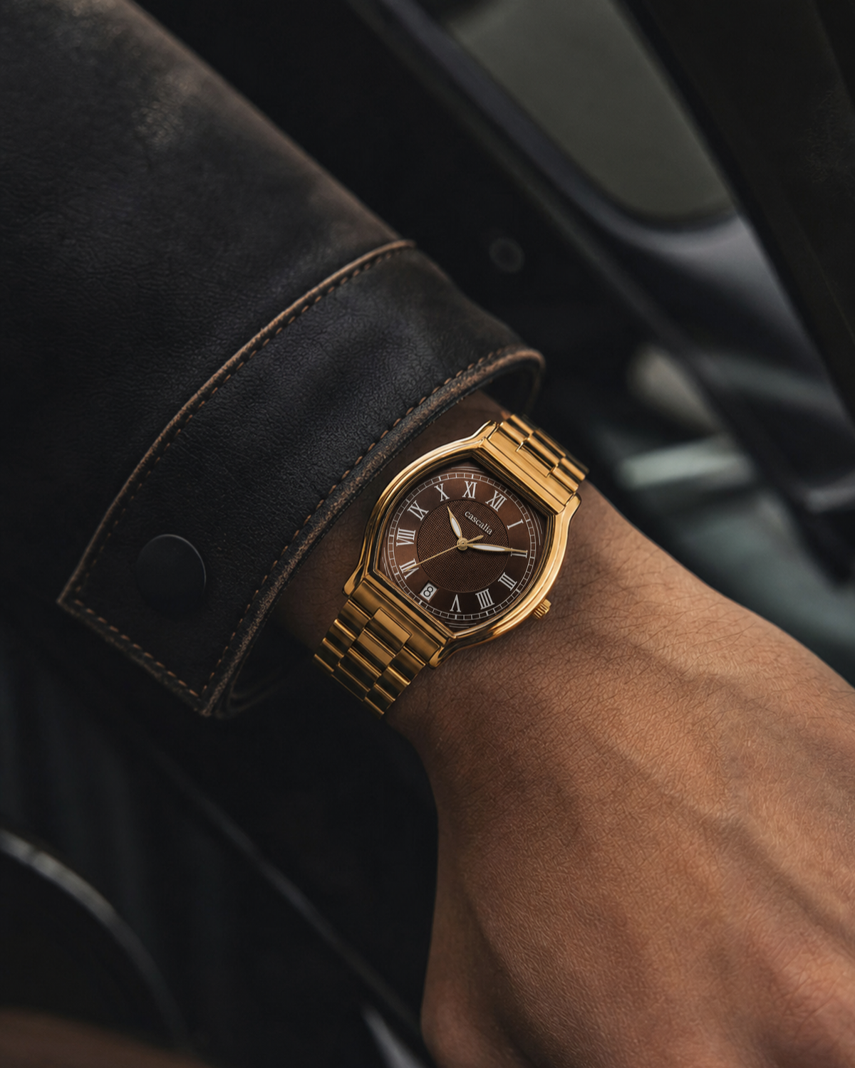 Caratello Gold Automatic Brown on the wrist