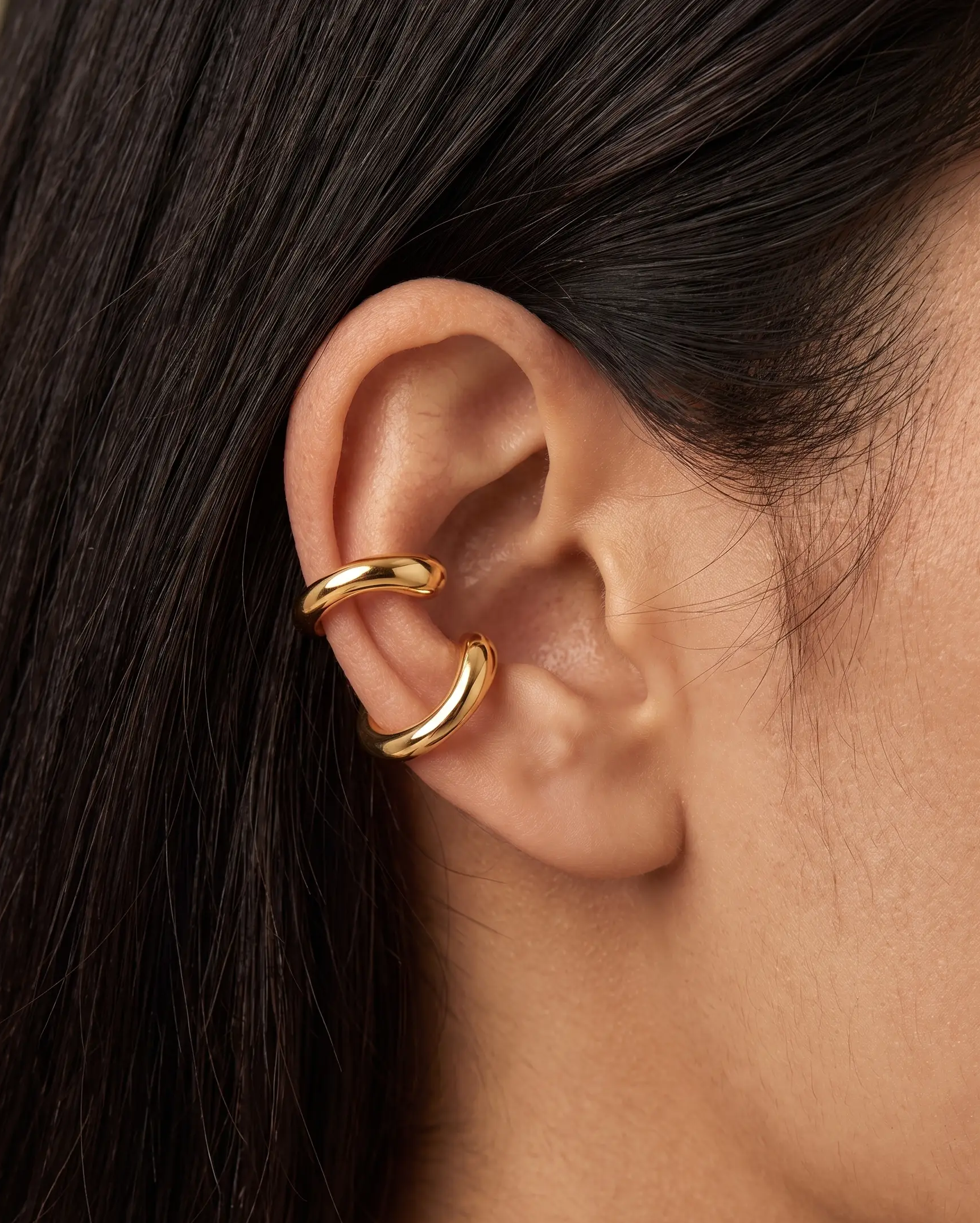 cascalia-ai earrings-20_lifestyle1_a1+solo.png