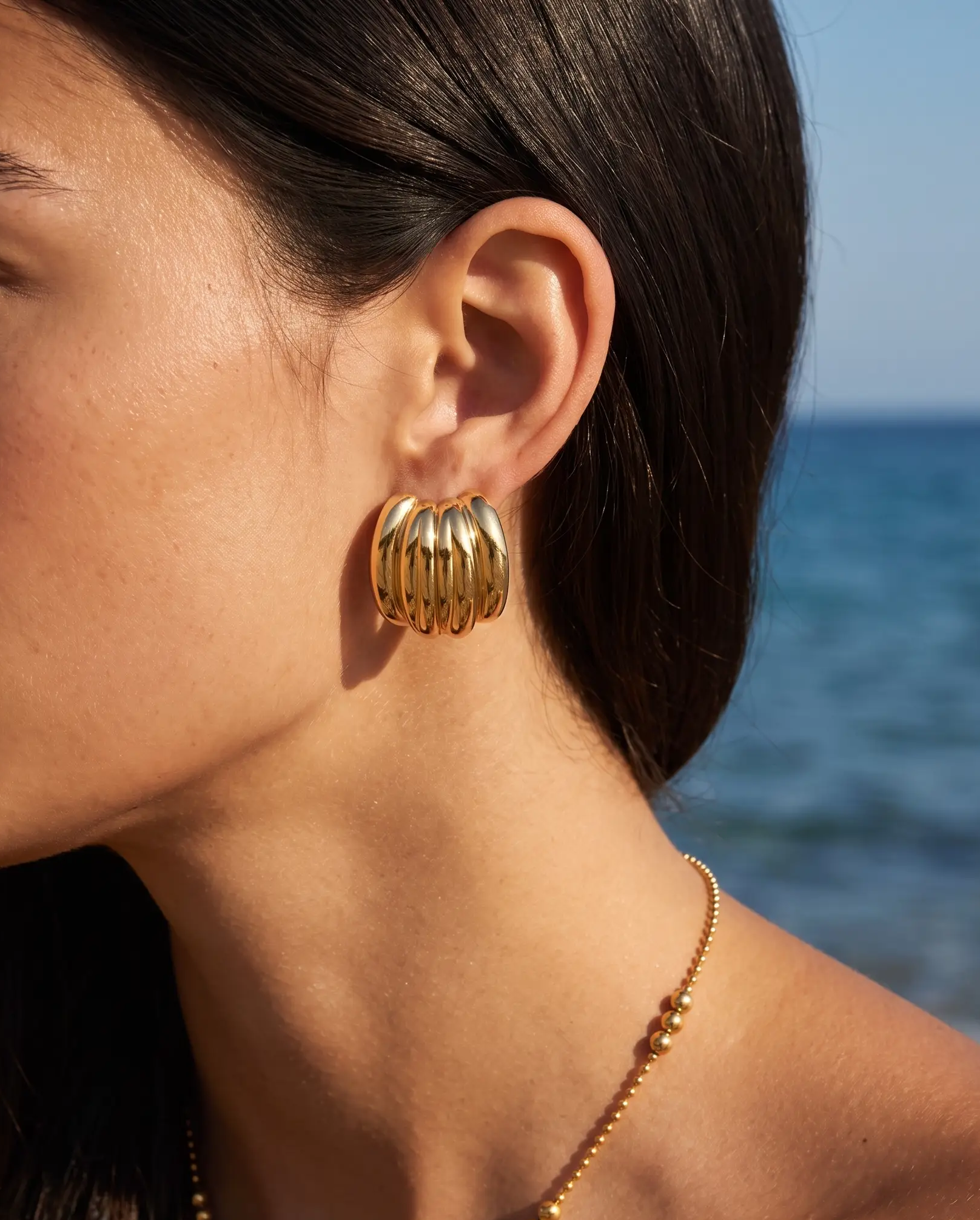 cascalia-ai earrings-22_lifestyle1_a3+necklace231.png