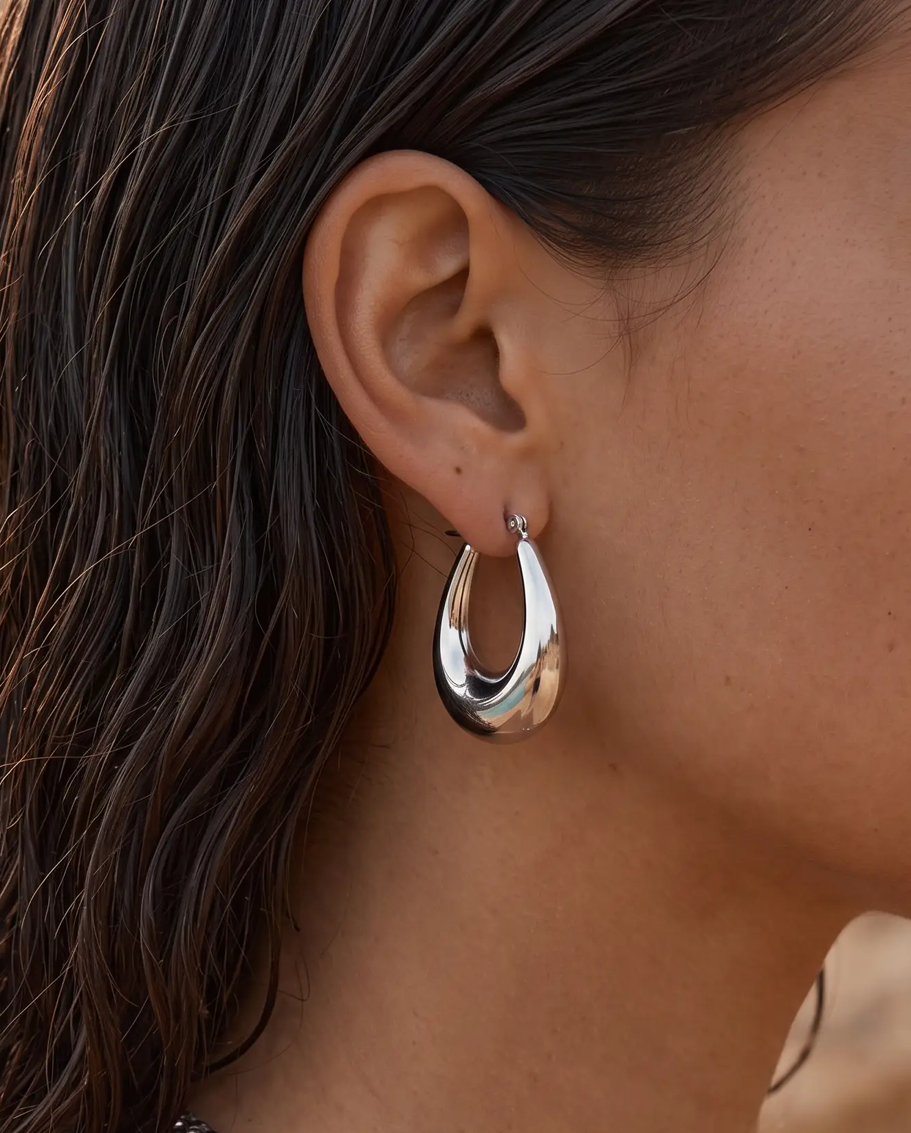 cascalia-ai earrings-28-S_studio2_a1+necklace280-S.png