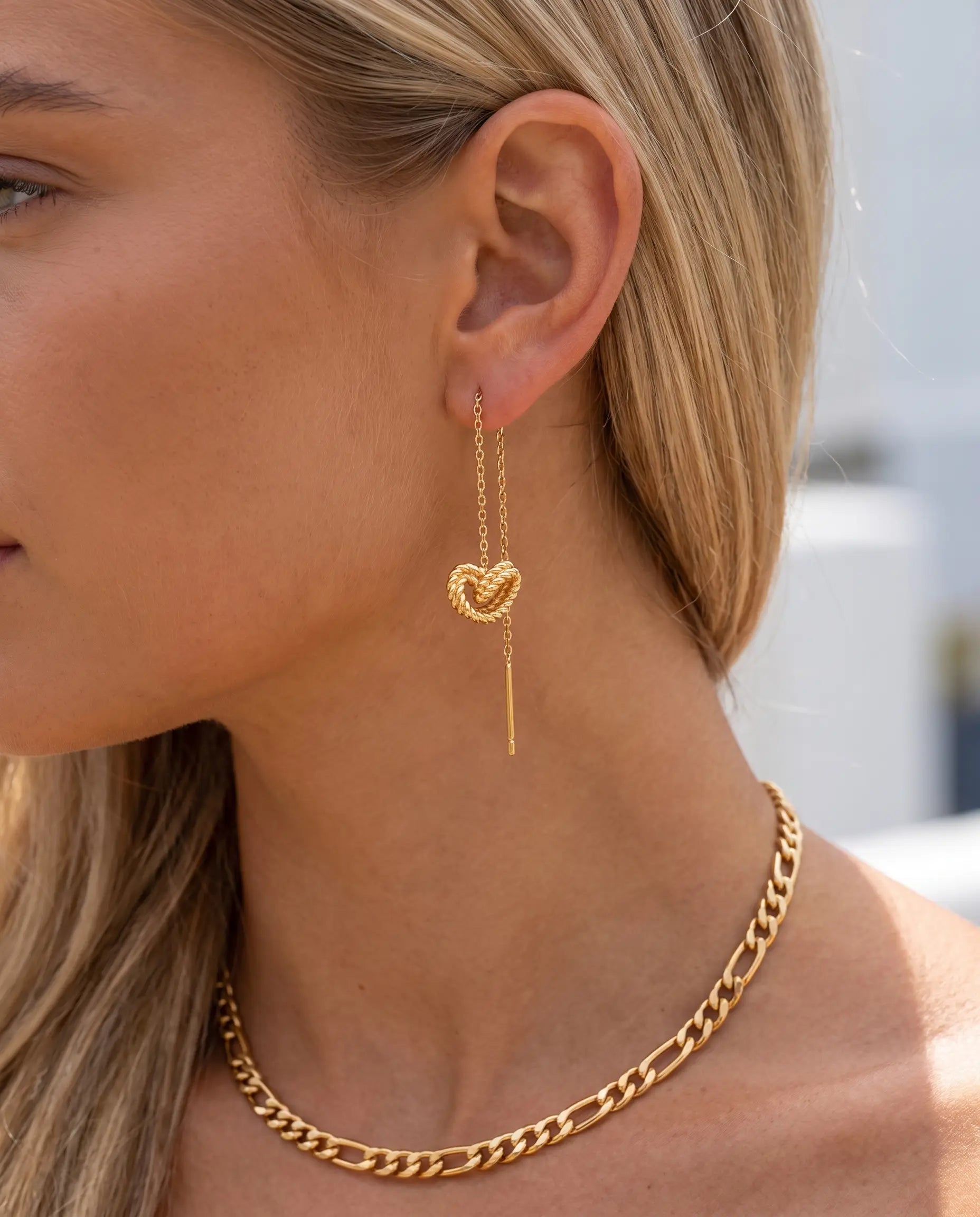cascalia-ai earrings-295_lifestyle1_a2+necklace429-3mm.png