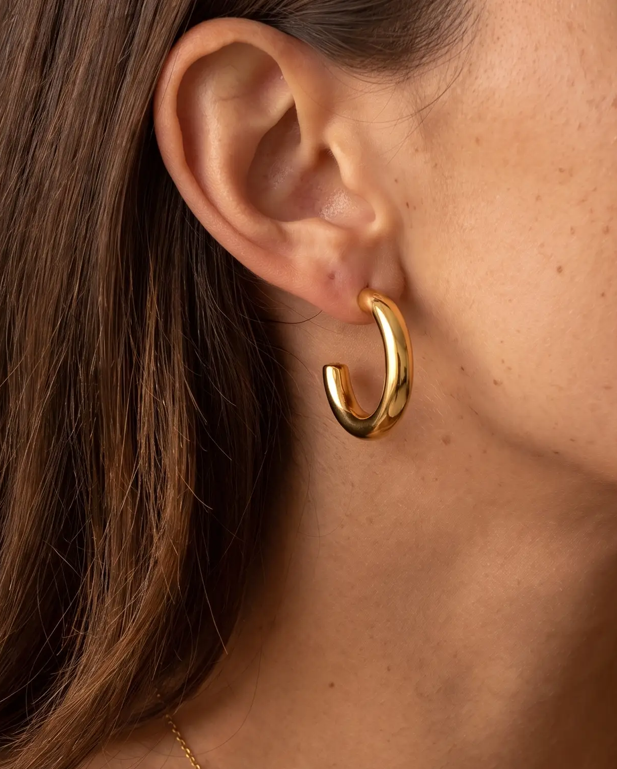 cascalia-ai earrings-33_studio2_a2+necklace232.png