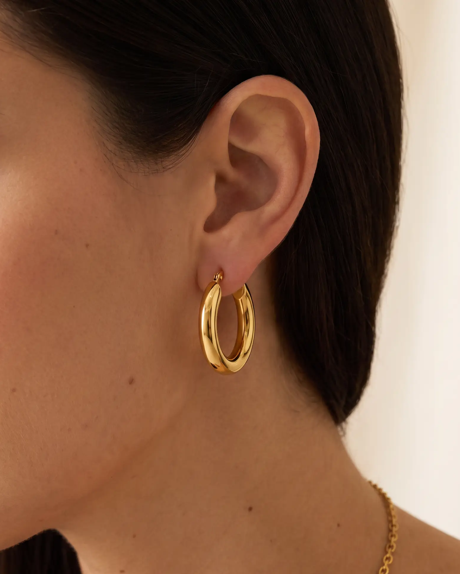 cascalia-ai earrings-356_studio1_a3+necklace269.png