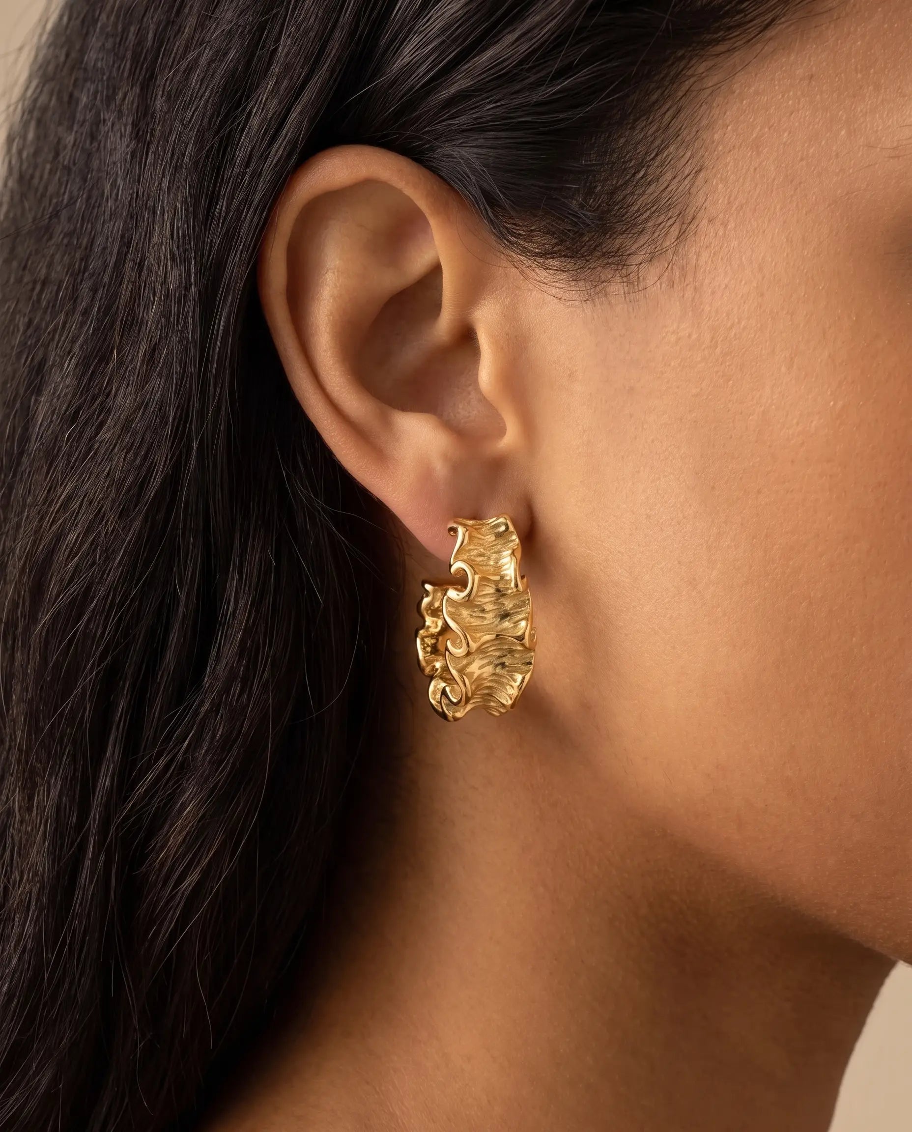 cascalia-ai earrings-369_studio1_a3+solo.png