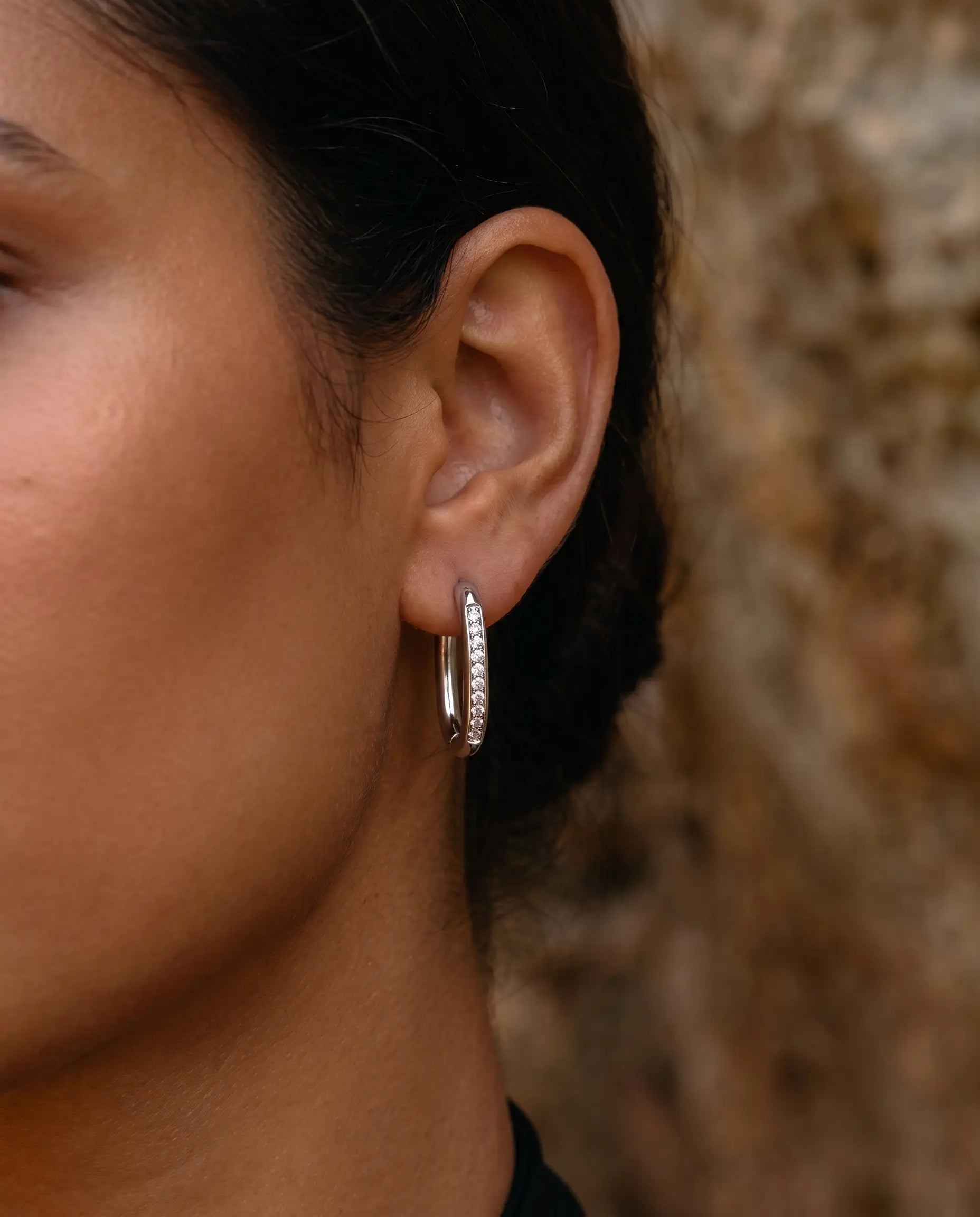 cascalia-ai earrings-374-S_studio2_a2+solo.png