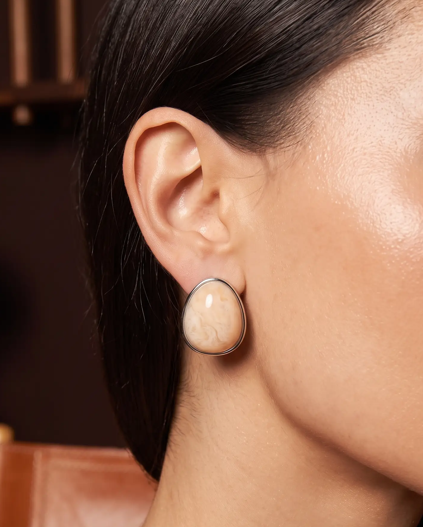 cascalia-ai earrings-404-S_lifestyle1_a4+solo.png