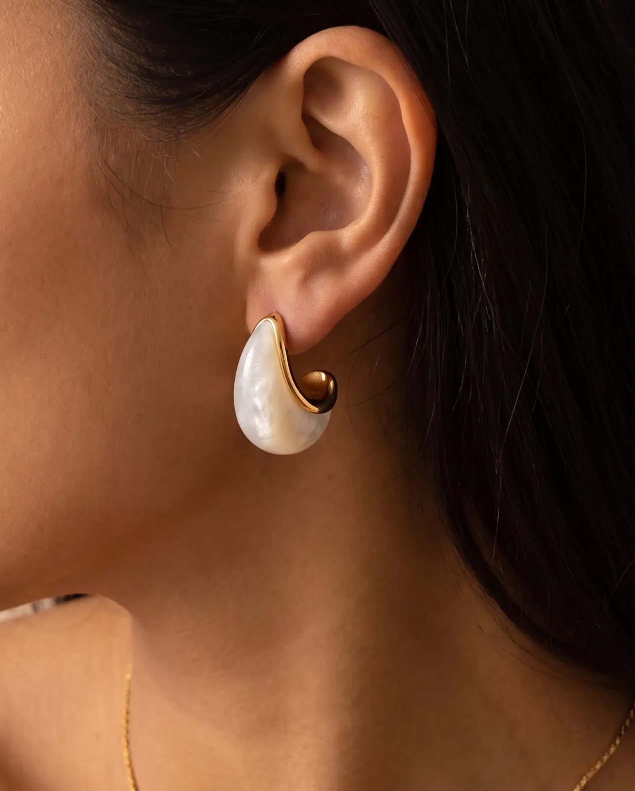 cascalia-ai earrings-407_lifestyle1_a3+necklace248.png