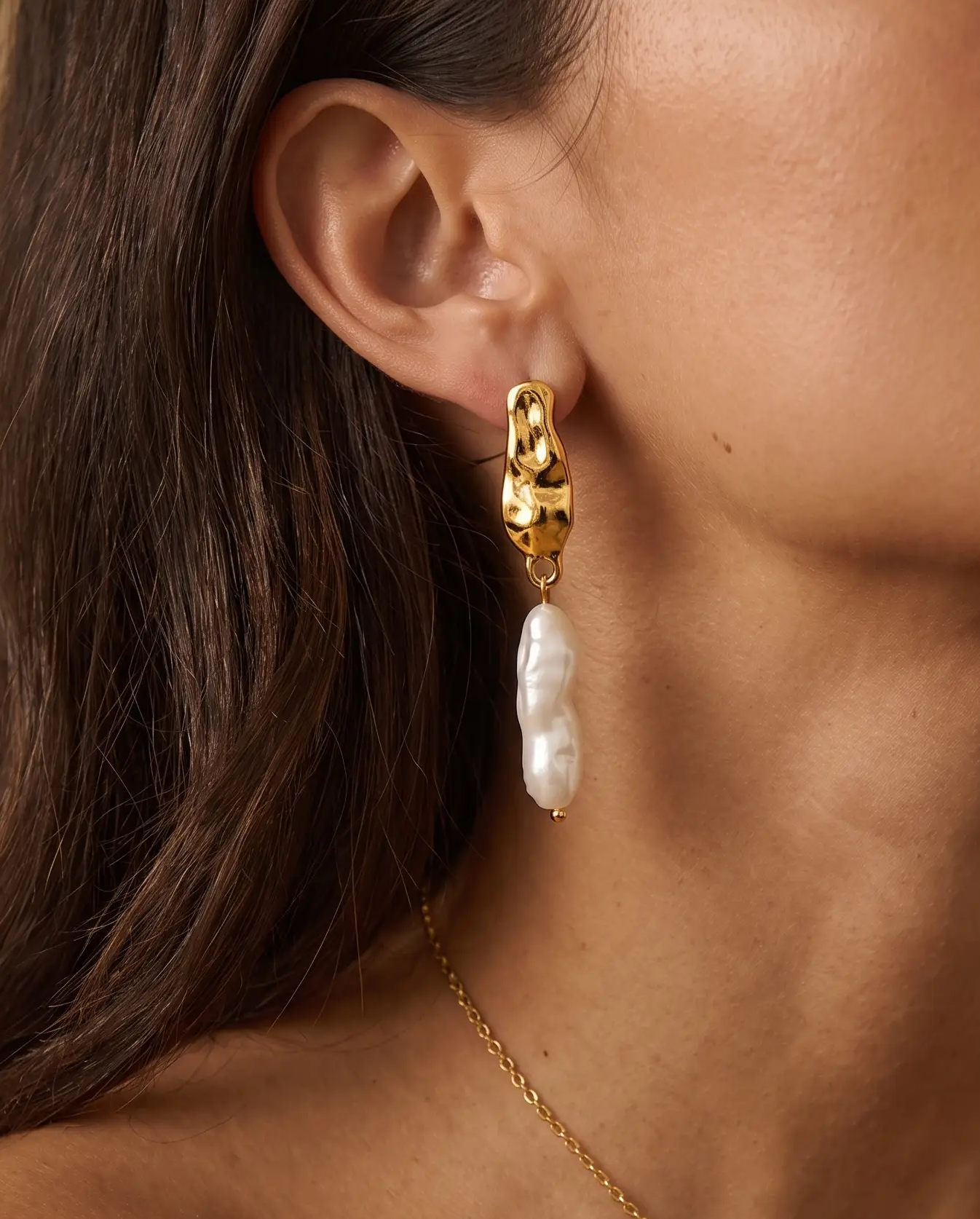 cascalia-ai earrings-48_studio2_a2+necklace247.png