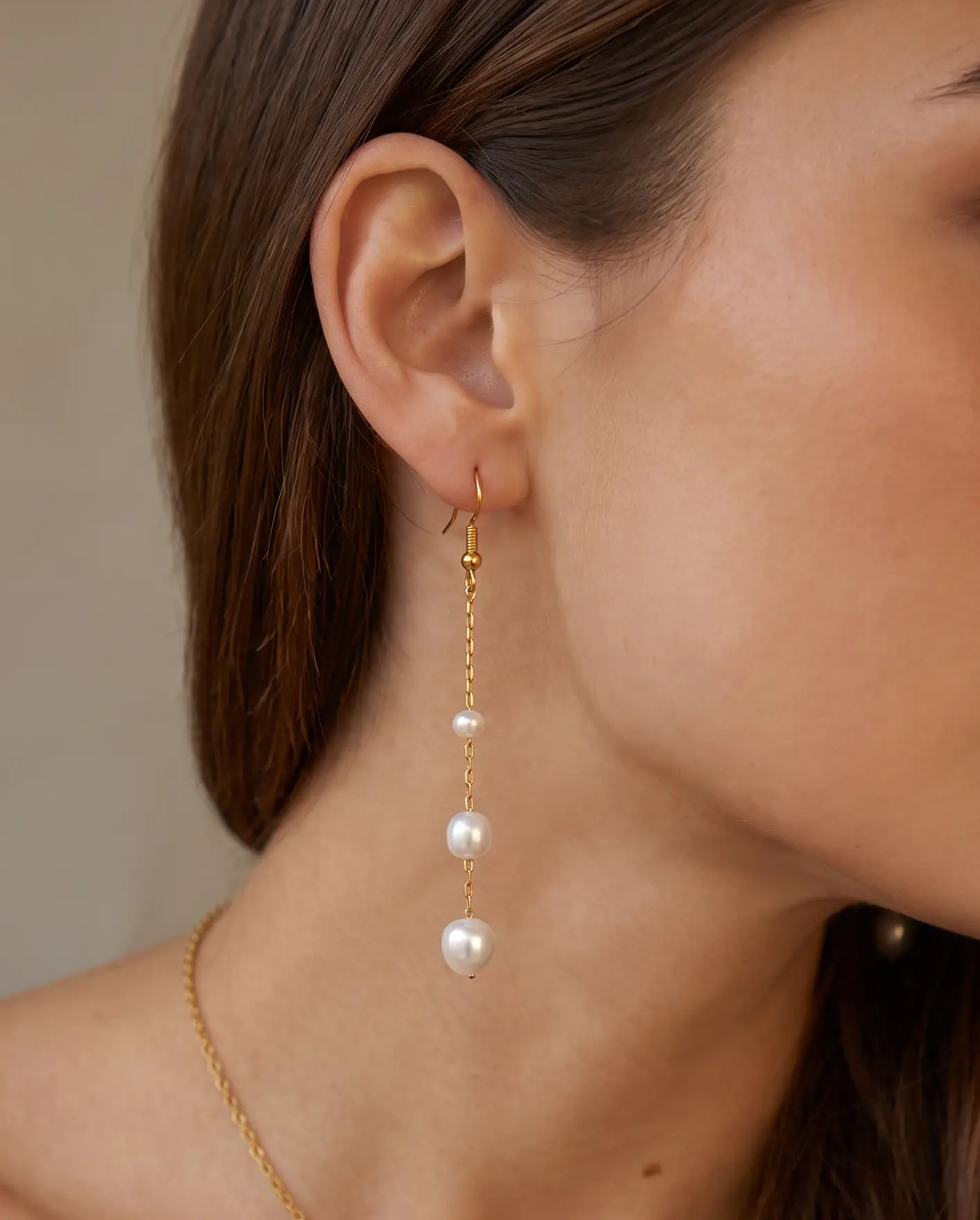 cascalia-ai earrings-52_lifestyle1_a3+necklace268.png
