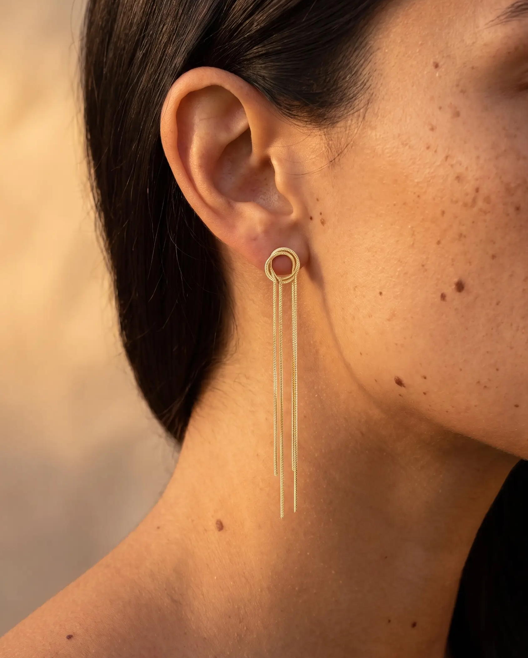 cascalia-ai earrings-54_studio2_a4+solo.png