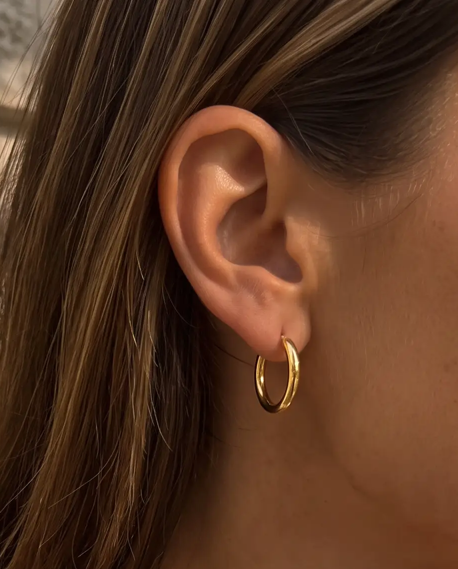 cascalia-ai earrings-61-2_studio2_a2+necklace275.png