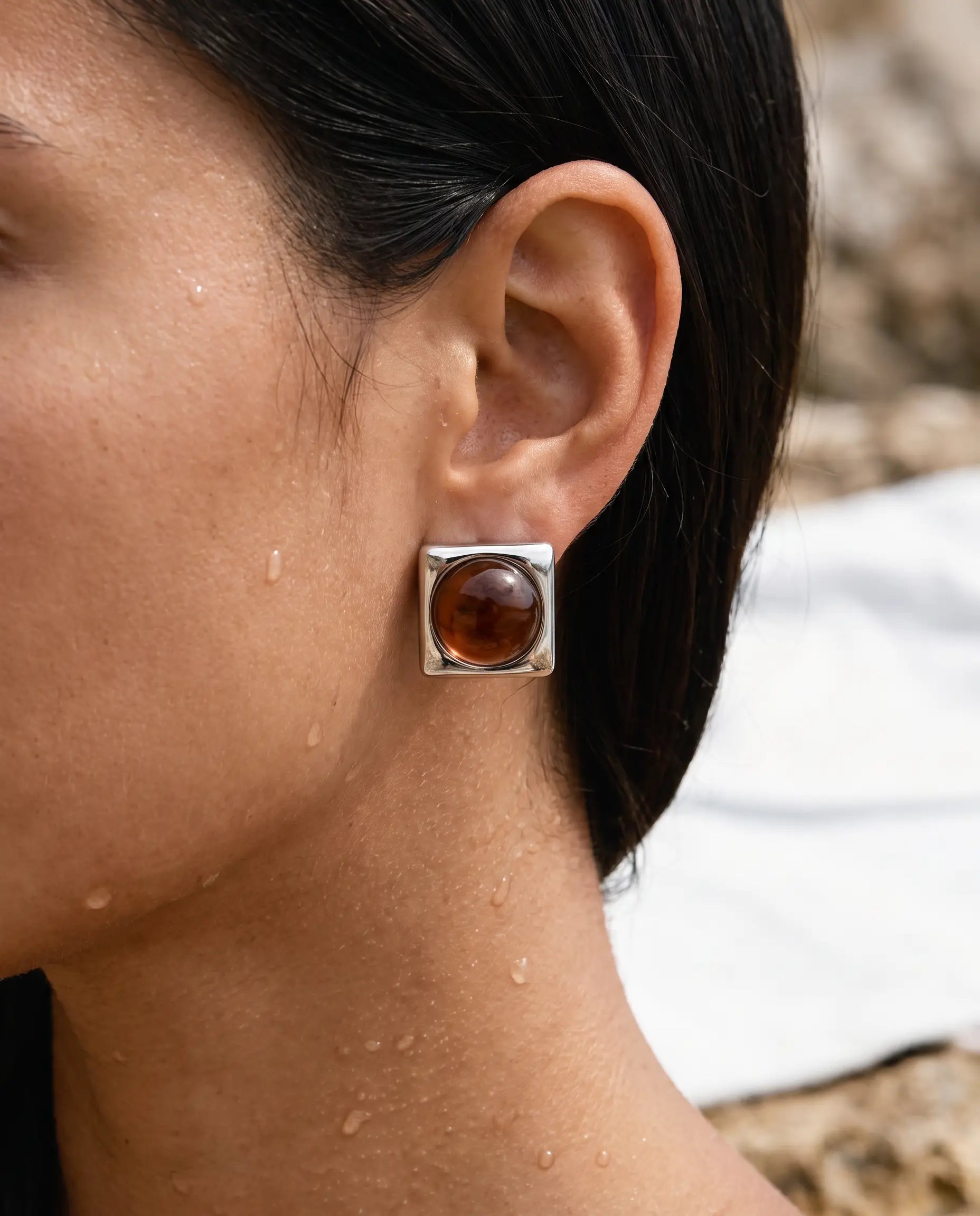 cascalia-ai earrings-78-S_studio2_a11+solo.png