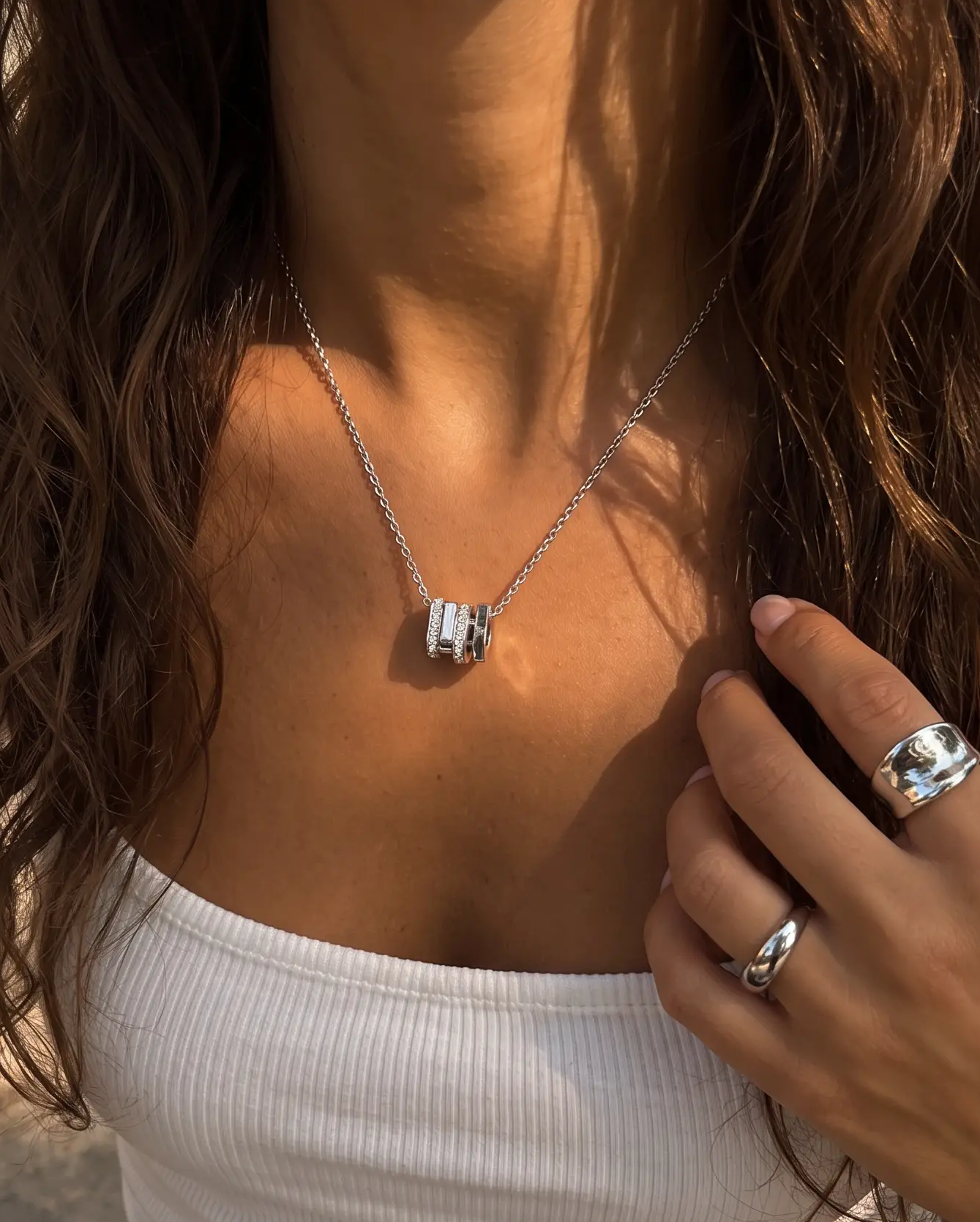 cascalia-ai necklace-252-S_studio2_a1+ring159-S+ring111-S.png