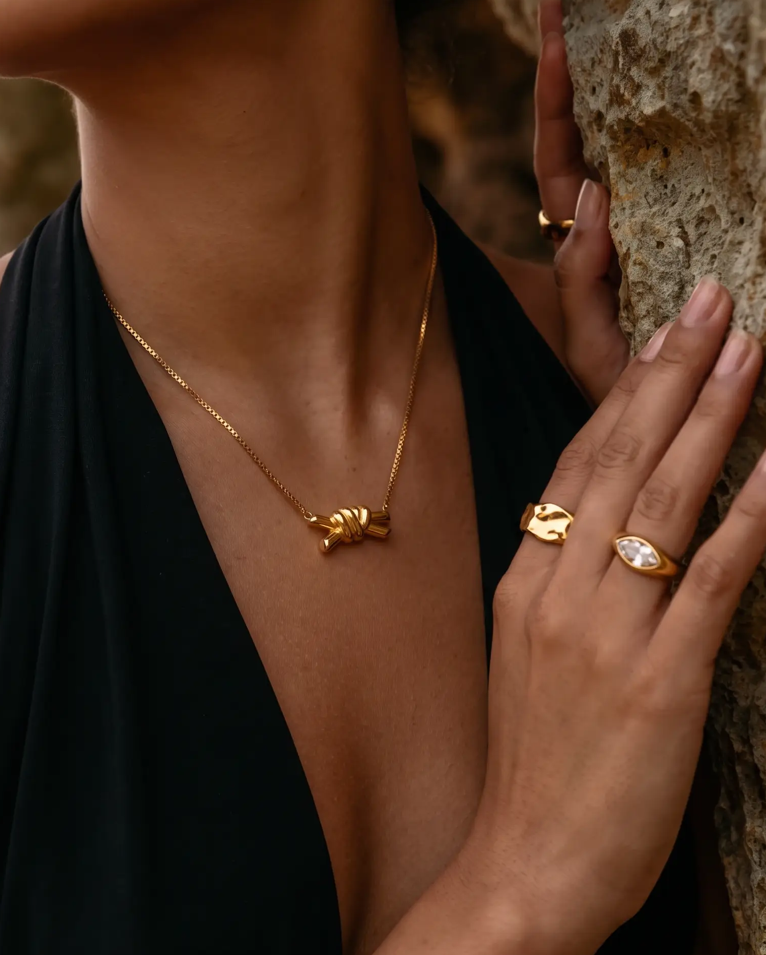 cascalia-ai necklace-254_lifestyle1_a1+ring306+ring104.png