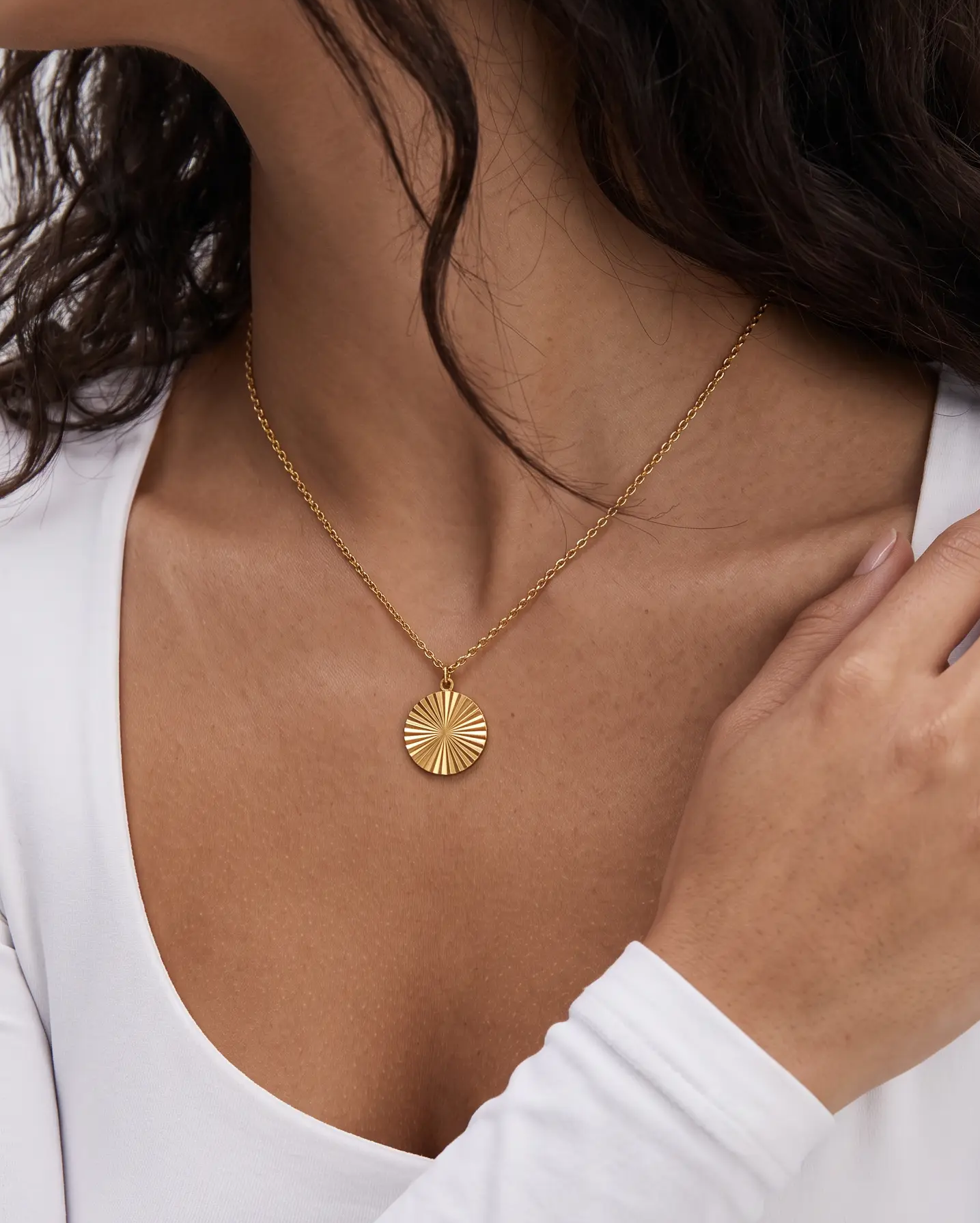 cascalia-ai necklace-256_studio2_a3+ring102.png