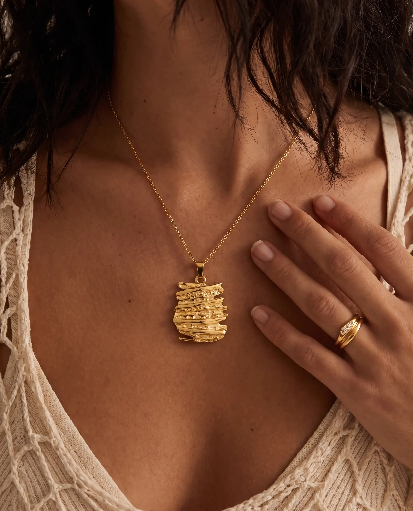 cascalia-ai necklace-271_studio2_a4+ring300.png