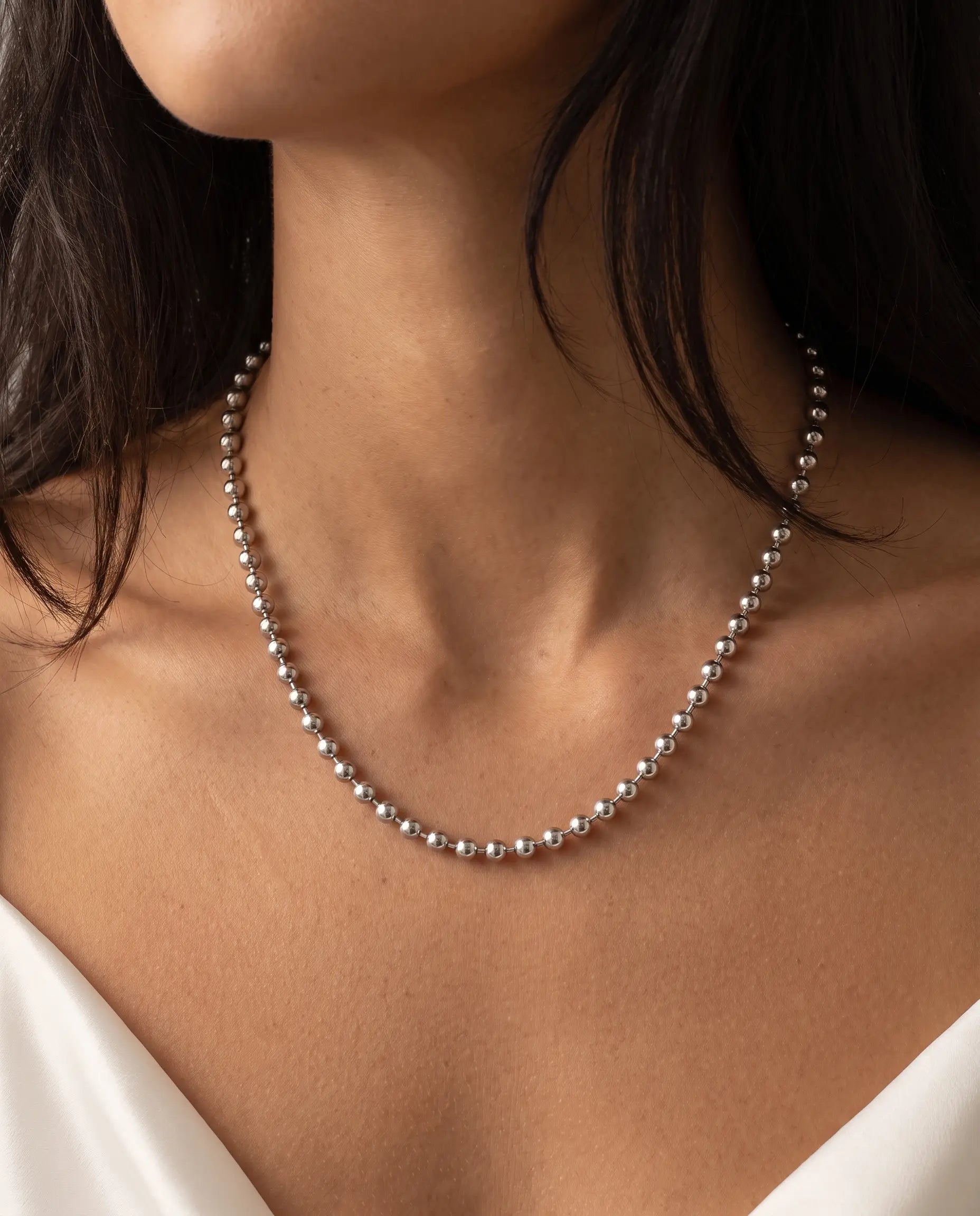 cascalia-ai necklace-329-S_studio1_a2+solo.png
