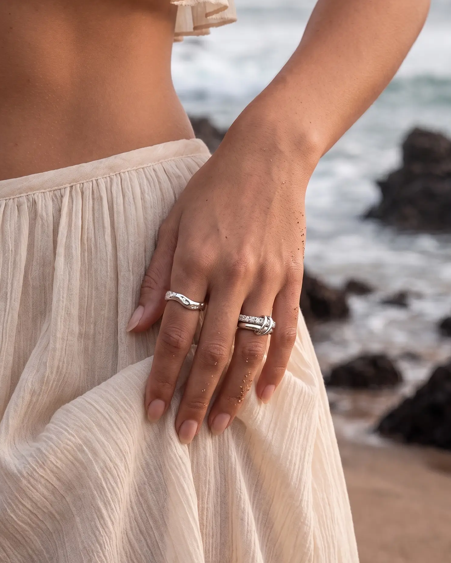 cascalia-ai ring-115-S_studio1_a1+ring95-S.png