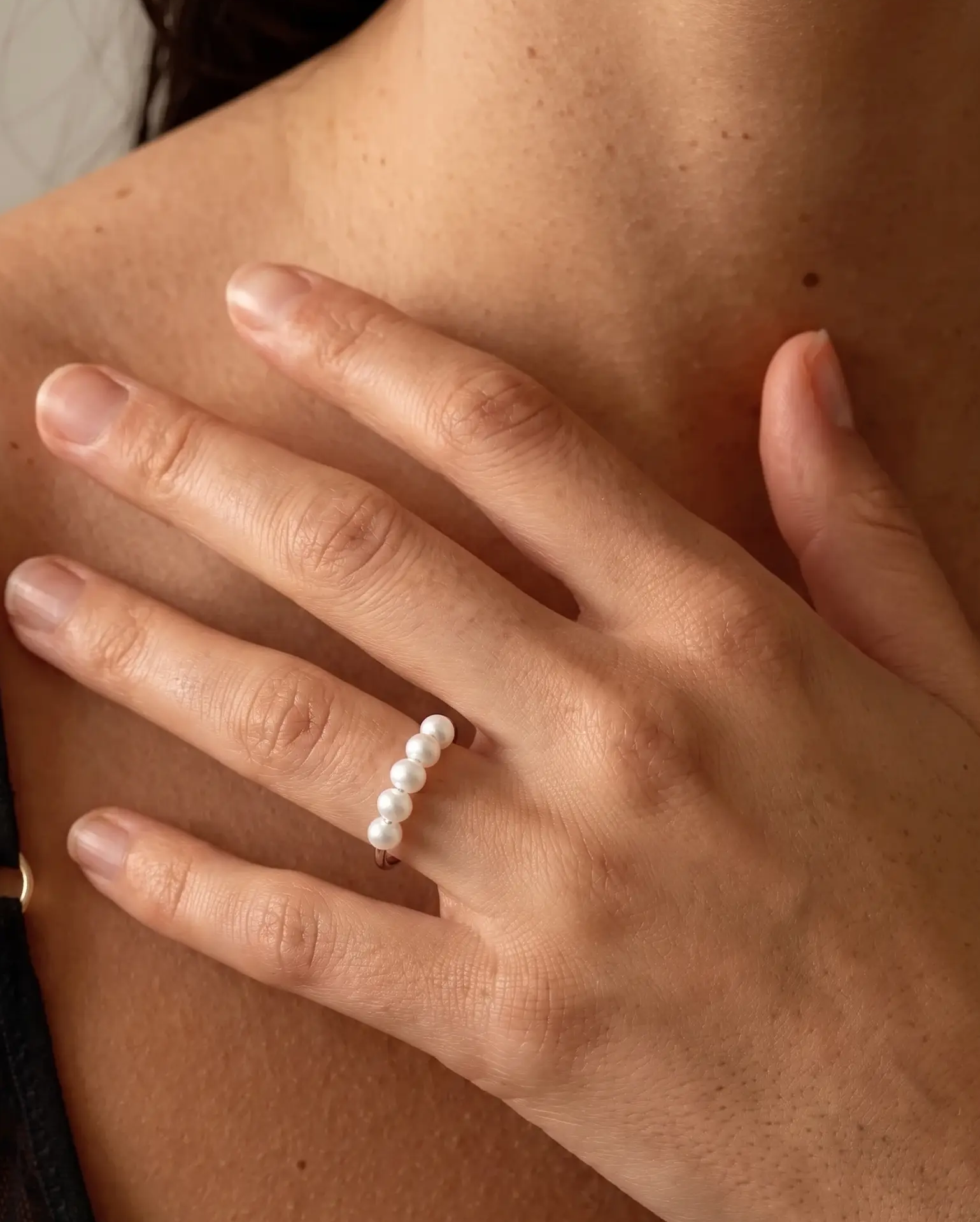 cascalia-ai ring-125-S_studio1_a2+solo.png