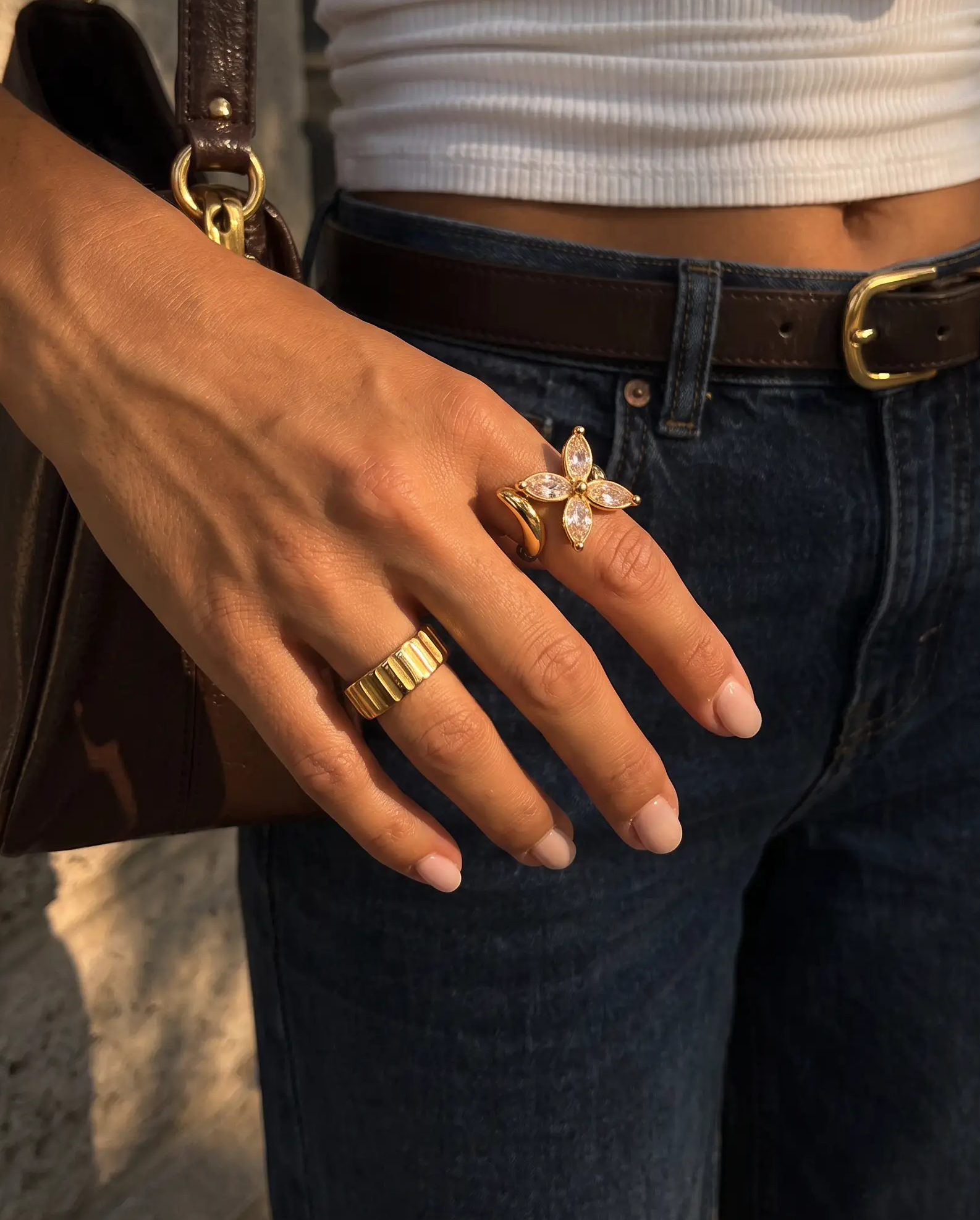 cascalia-ai ring-127_lifestyle1_a2+ring151.png