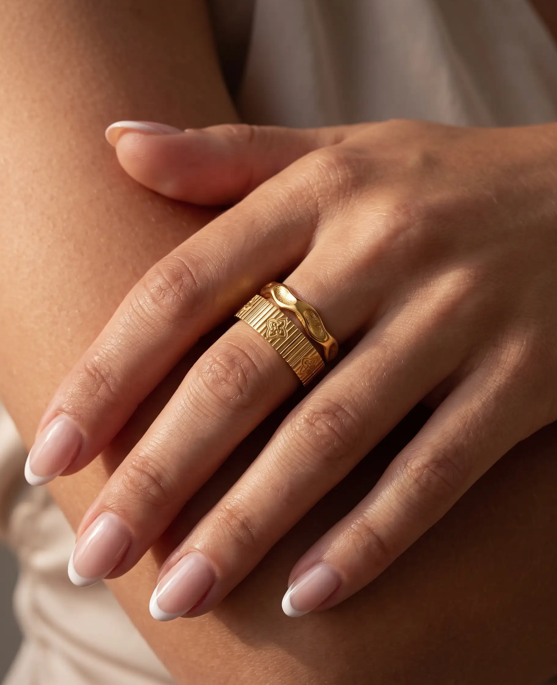 cascalia-ai ring-135_studio1_a3+ring412.png