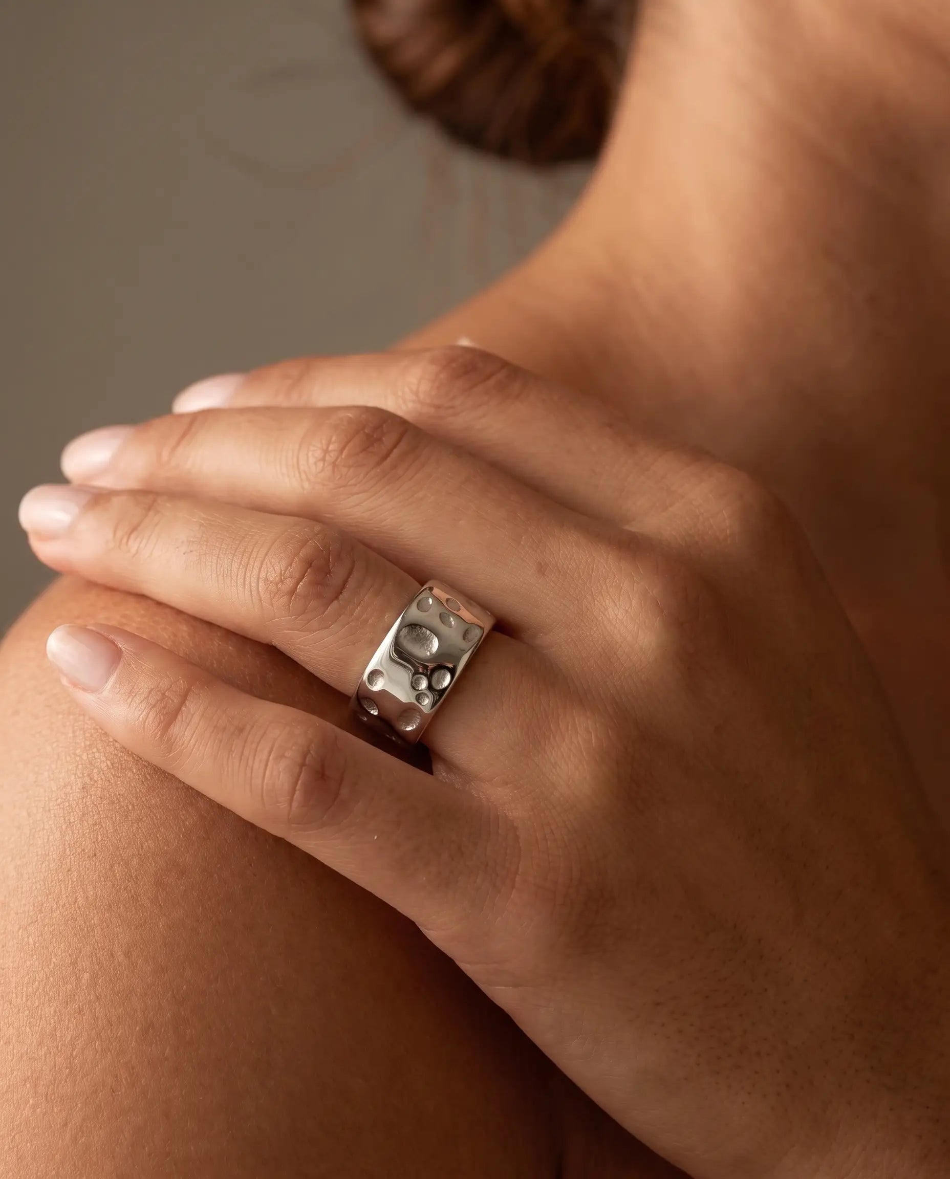cascalia-ai ring-158-S_studio1_a2+solo.png