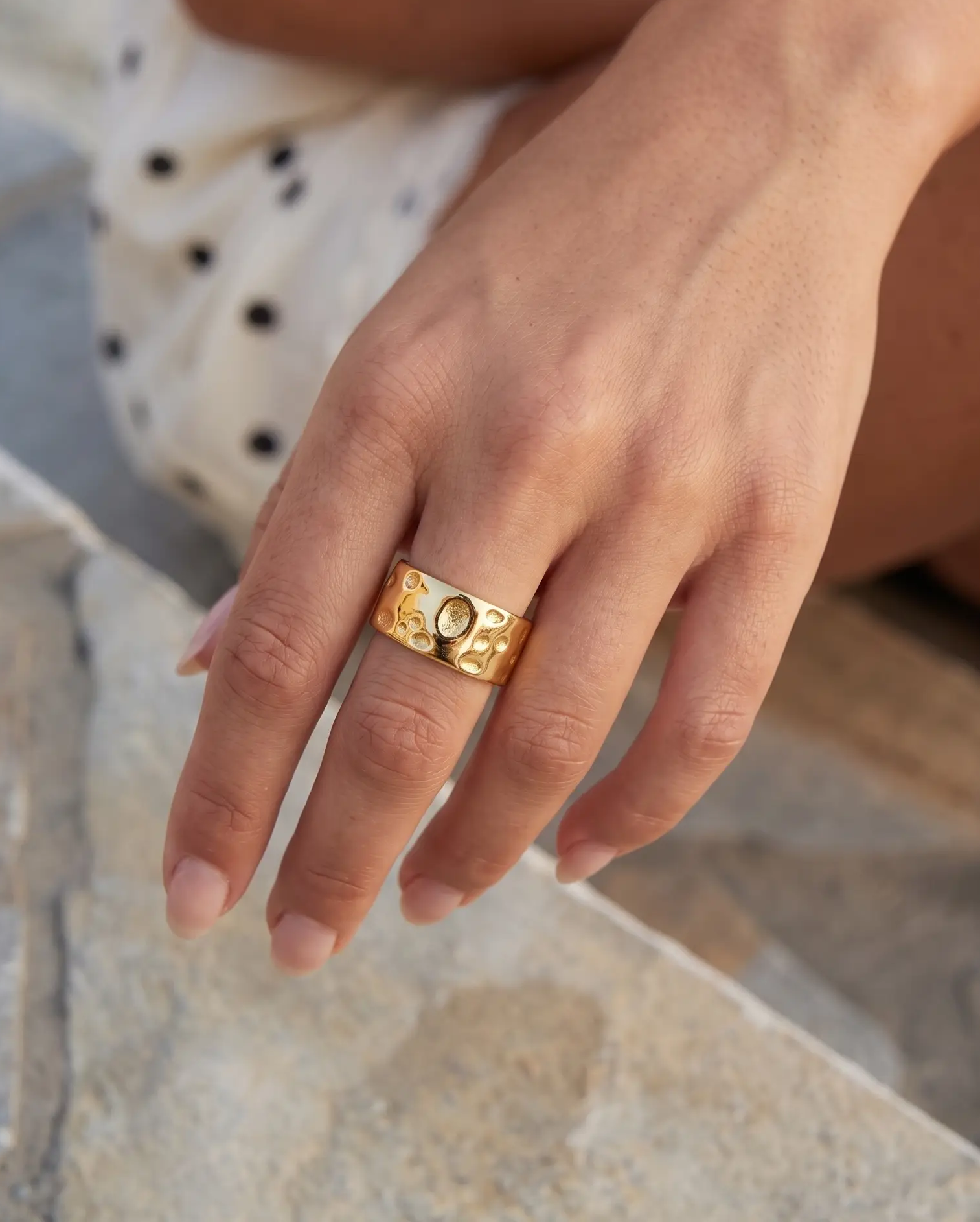 cascalia-ai ring-158_studio2_a3+ring127.png