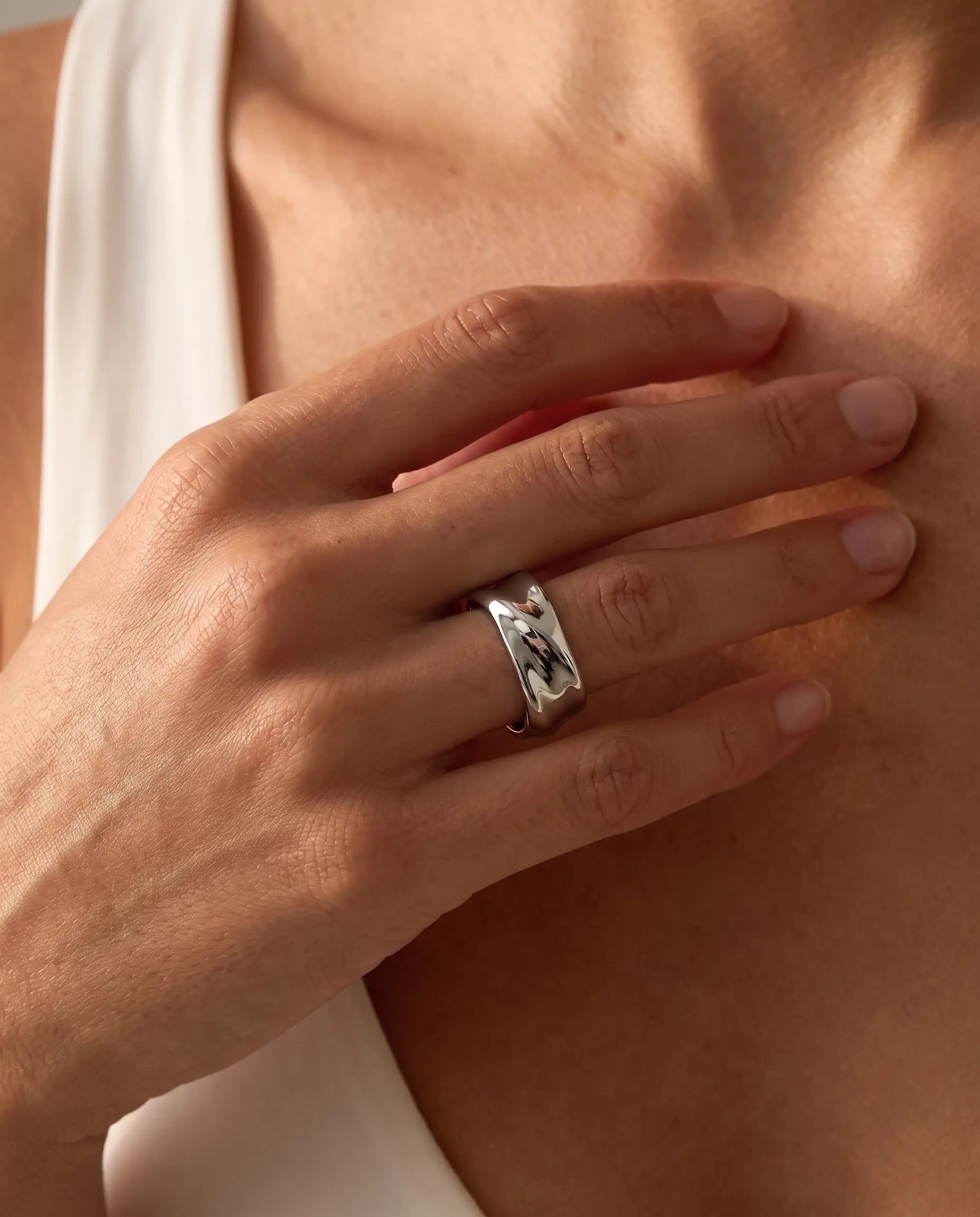 cascalia-ai ring-159-S_studio1_a1+solo.png