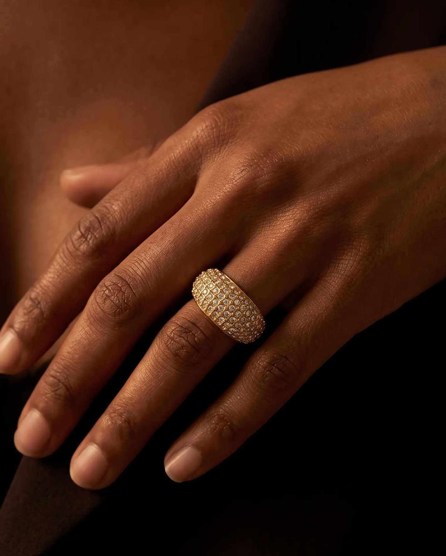 cascalia-ai ring-98_lifestyle1_a2+solo.png