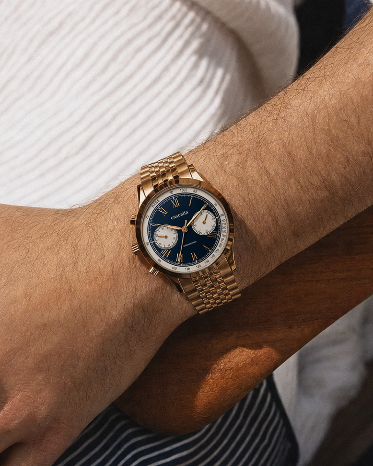 Velo Rosegold on the wrist