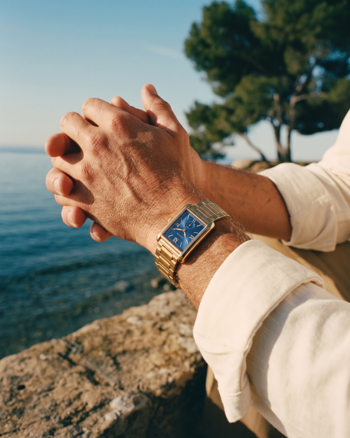 Arco Gold Blue on the wrist