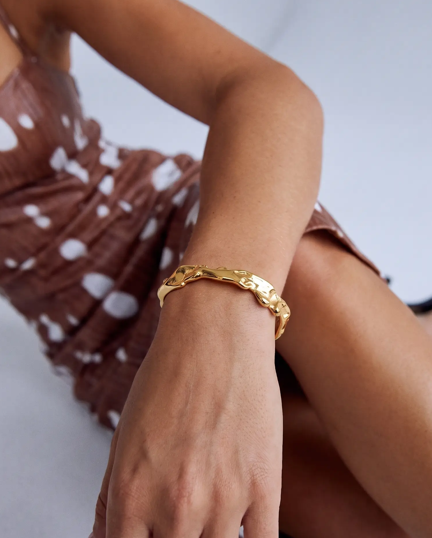 cascalia-ai bangle-190_studio1_a3+solo.png