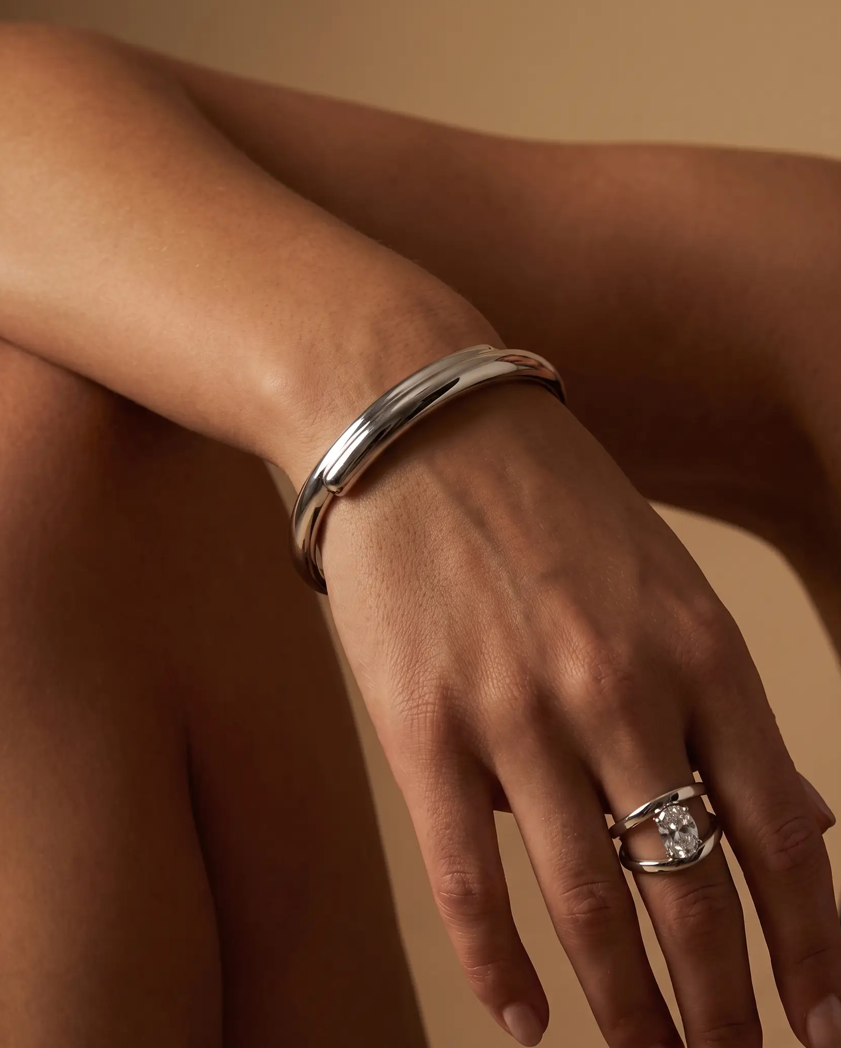 cascalia-ai bangle-192-S_studio1_a5+ring105-S.png