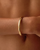 cascalia-ai bangle-198_lifestyle1_a4+solo.png