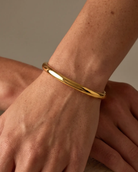 cascalia-ai bangle-198_studio2_a2+ring151.png