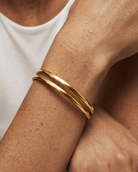cascalia-ai bangle-202_studio1_a3+ring410.png