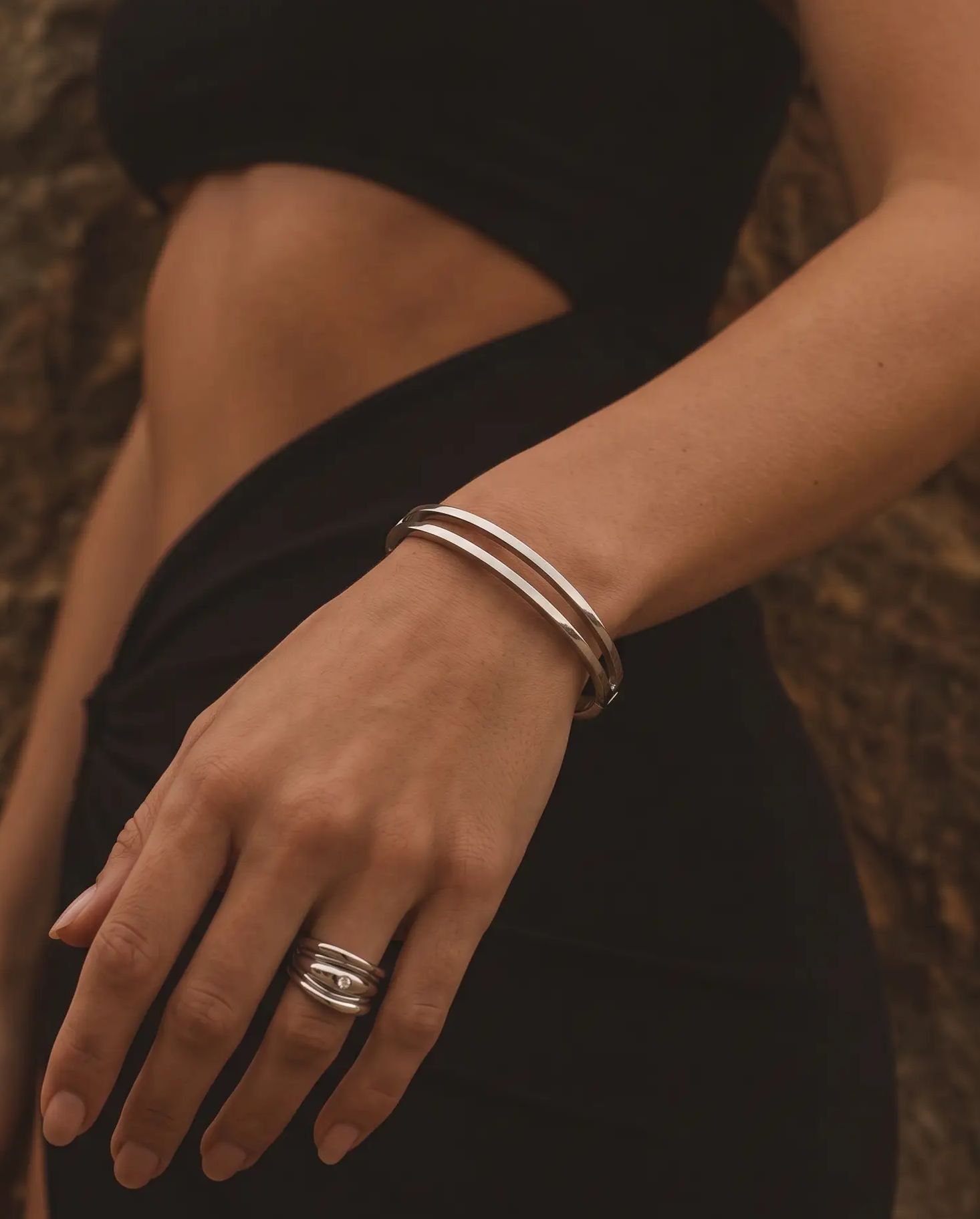 cascalia-ai bangle-314-S_studio1_a1+ring299-S.png