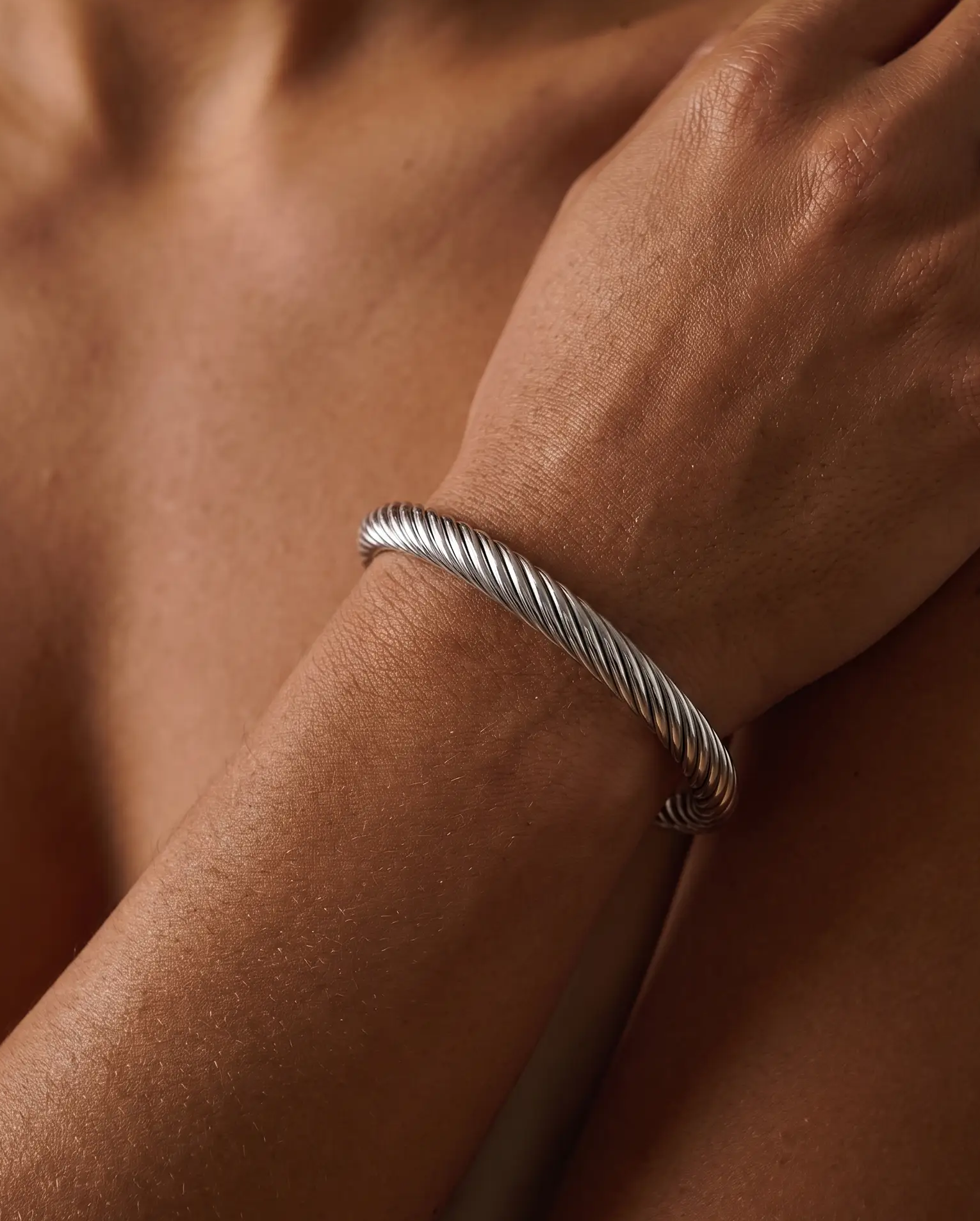 cascalia-ai bangle-339-S_lifestyle1_a1+ring149-S.png