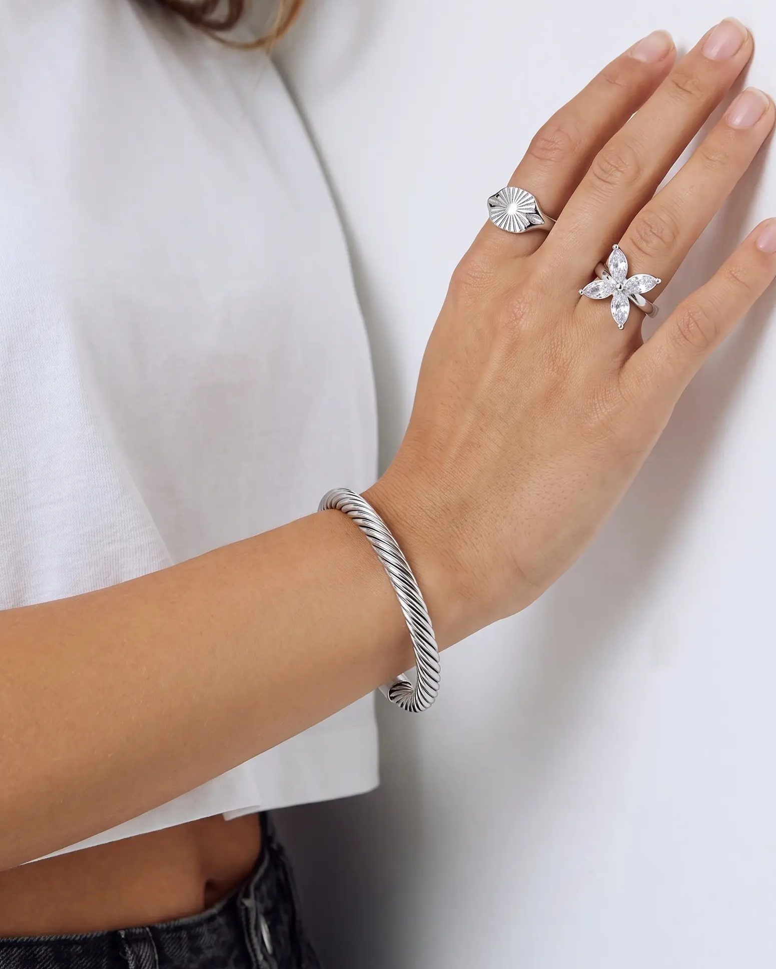 cascalia-ai bangle-339-S_lifestyle1_a2+ring133-S+ring151-S.png