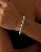cascalia-ai bangle-381-S_studio1_a5+ring159-S.png