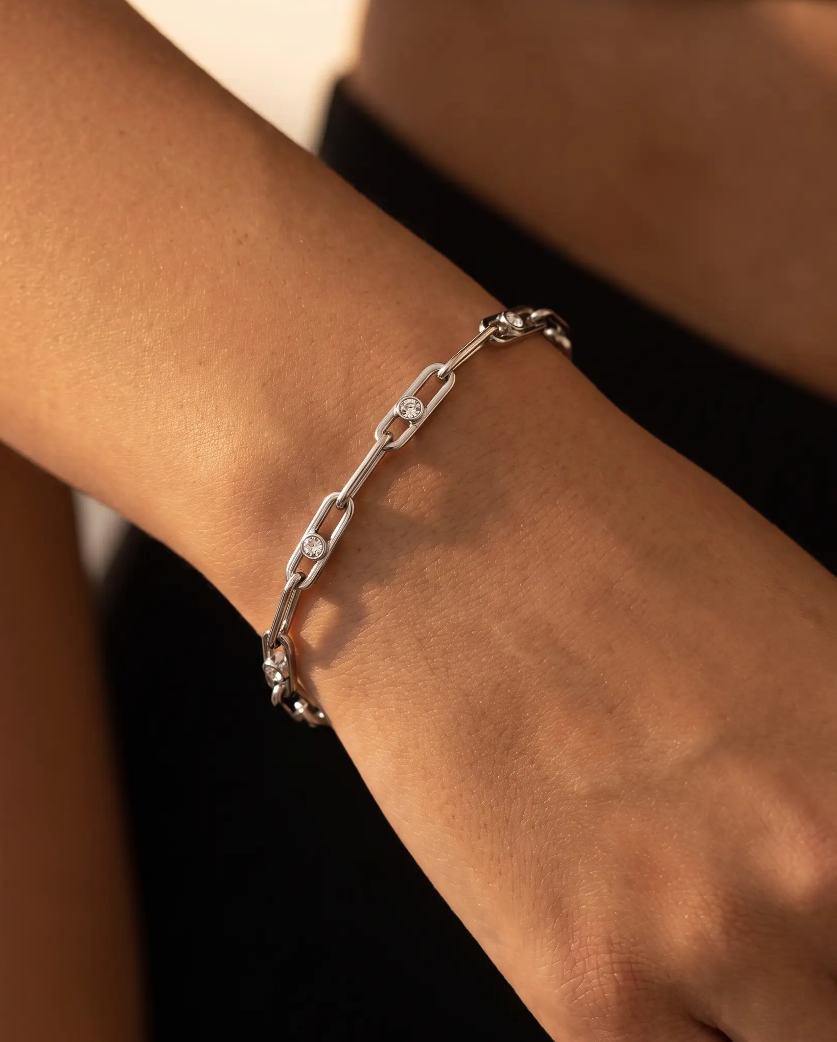 cascalia-ai bracelet-183-S_studio1_a14+solo.png