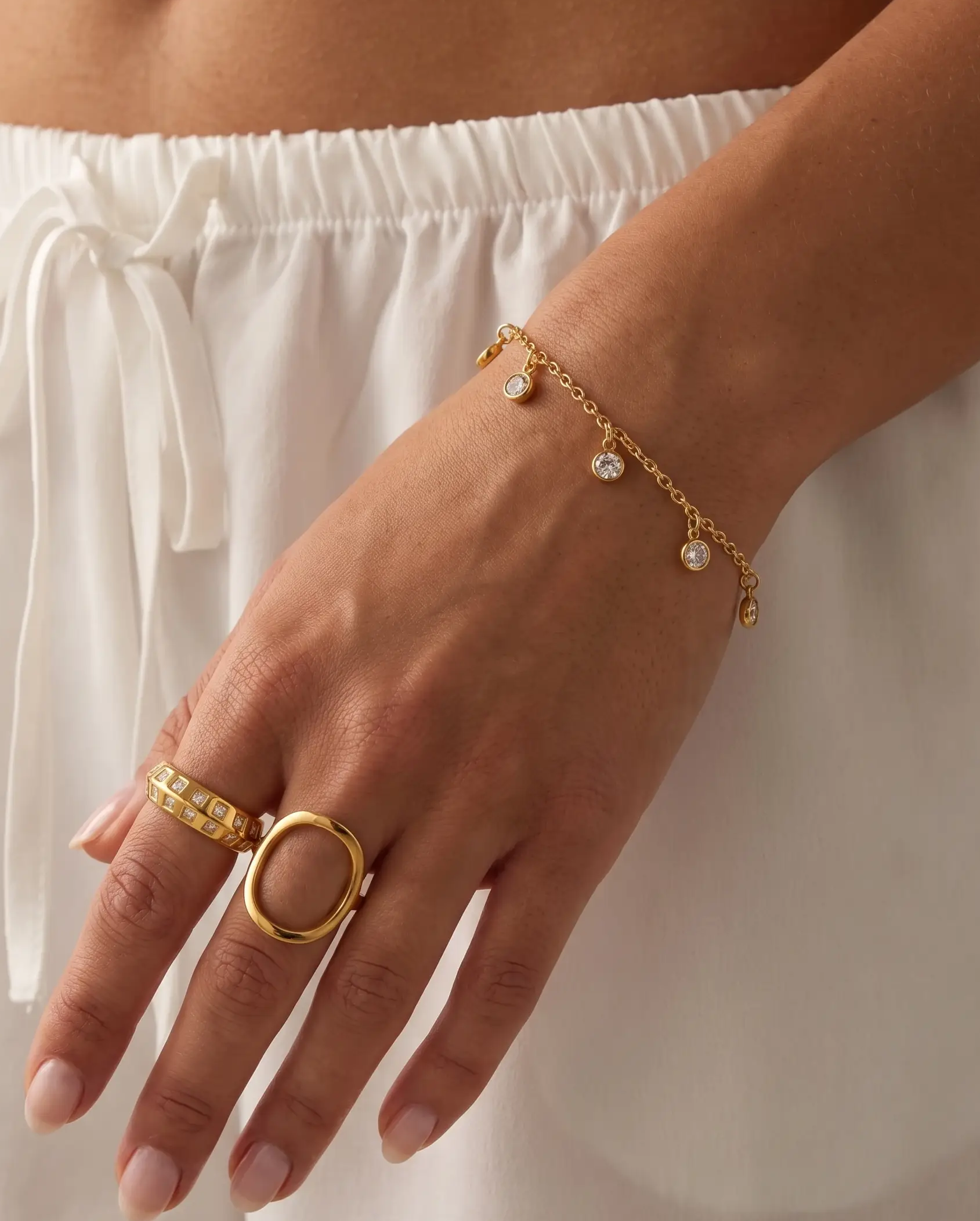 cascalia-ai bracelet-185_studio1_a4+ring123+ring413.png